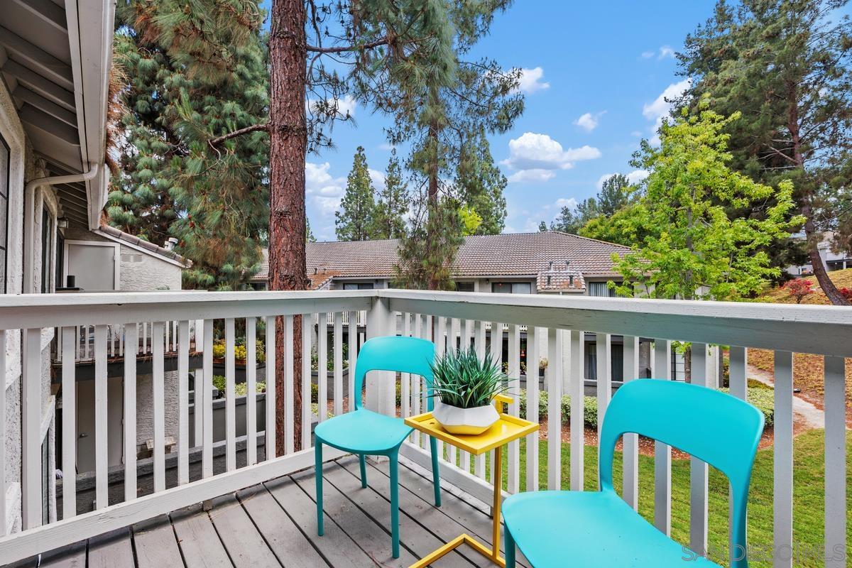 Front Image Thumbnail for SD250042240