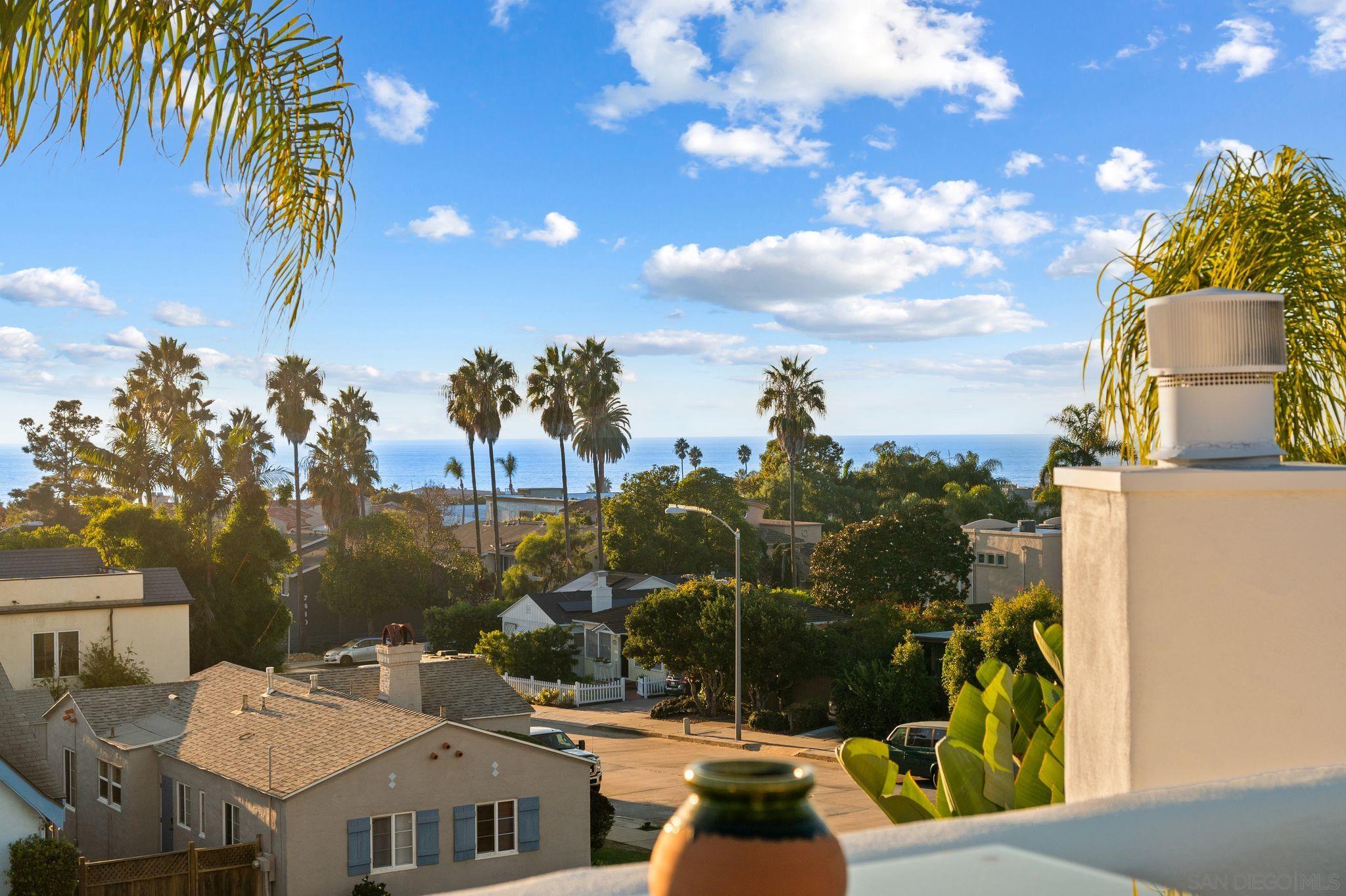 Detail Gallery Image 32 of 58 For 7335  Draper Avenue, La Jolla,  CA 92037 - 3 Beds | 3 Baths