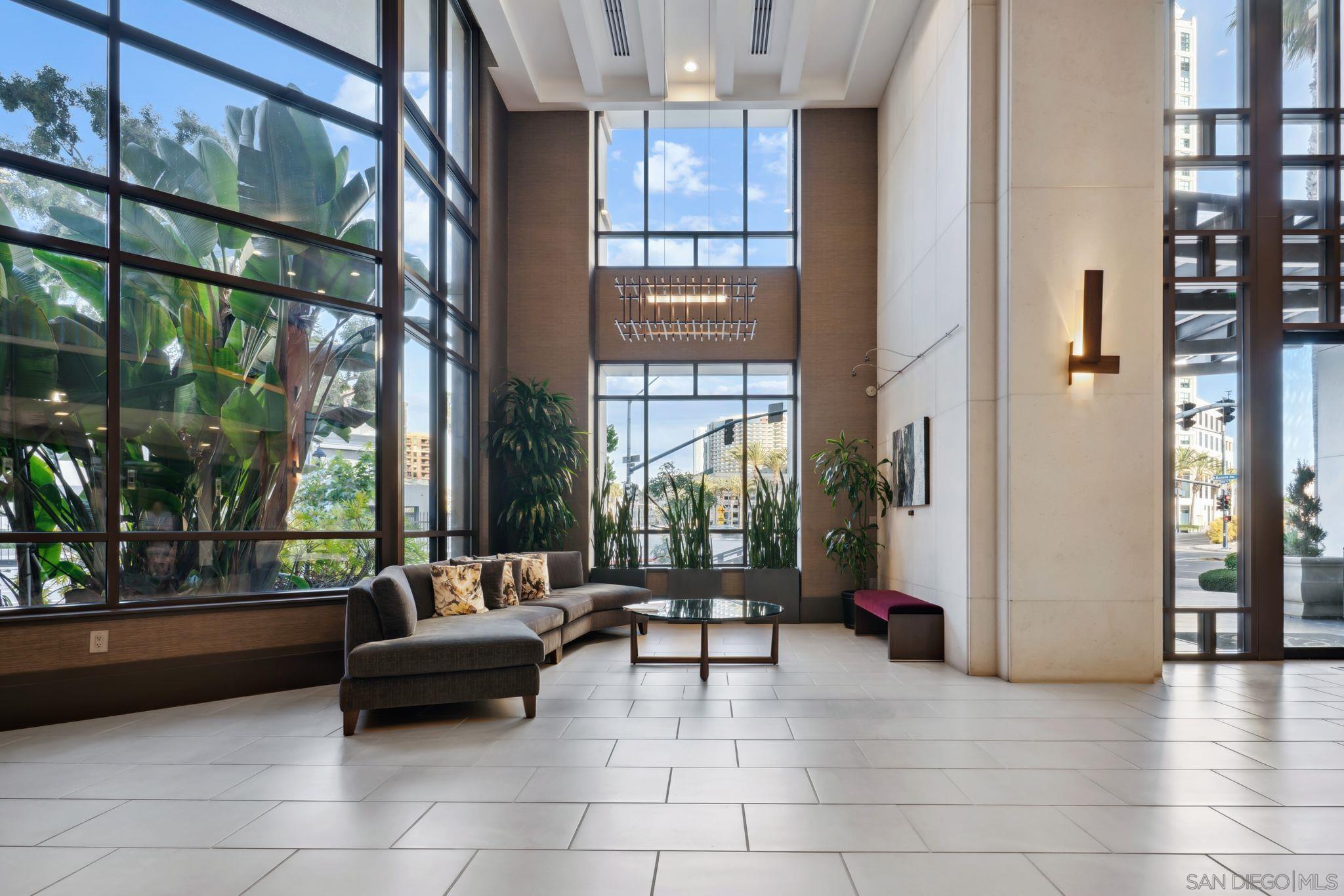 Detail Gallery Image 47 of 57 For 700 W Harbor Dr  #705,  San Diego,  CA 92101 - 3 Beds | 2 Baths