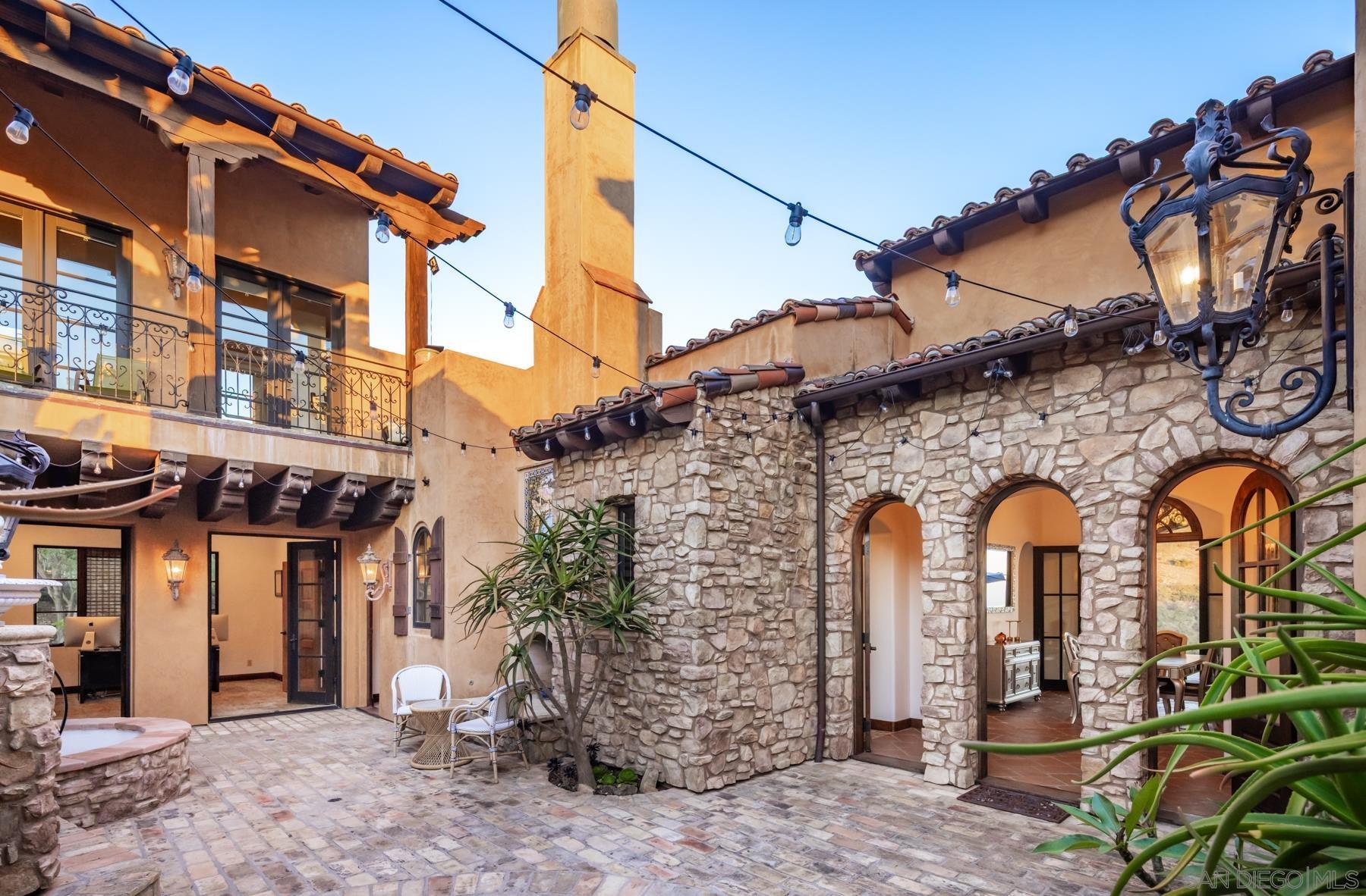 Detail Gallery Image 25 of 33 For 18113  El Brazo, Rancho Santa Fe,  CA 92067 - 5 Beds | 4/2 Baths