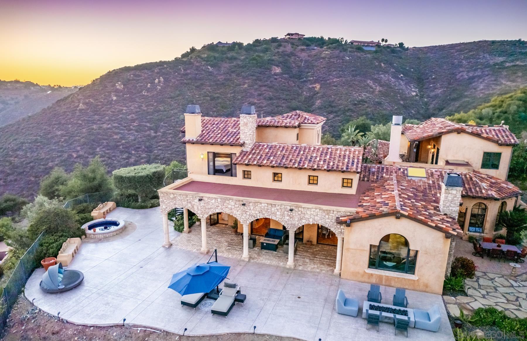 Detail Gallery Image 27 of 33 For 18113  El Brazo, Rancho Santa Fe,  CA 92067 - 5 Beds | 4/2 Baths