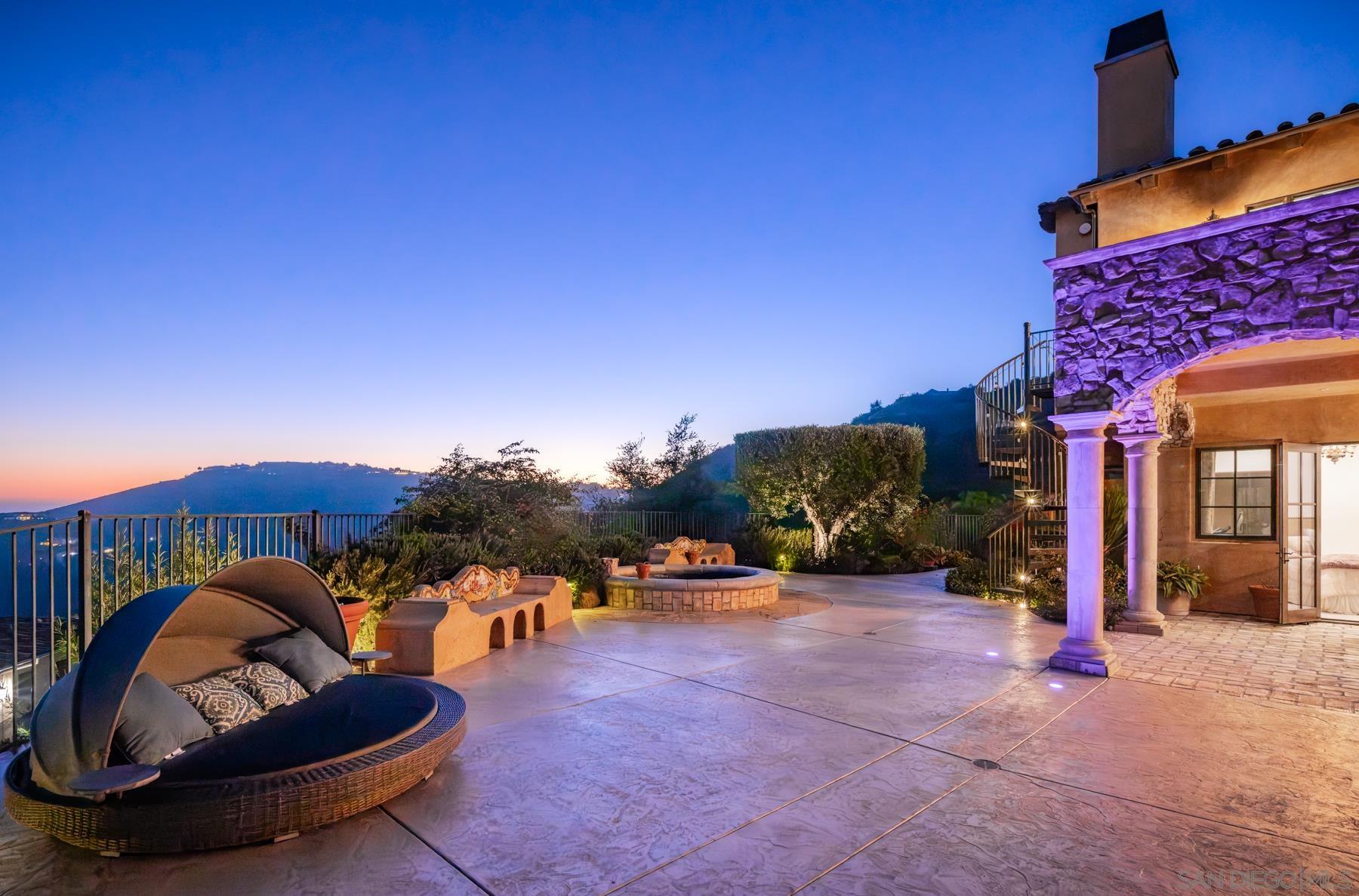 Detail Gallery Image 31 of 33 For 18113  El Brazo, Rancho Santa Fe,  CA 92067 - 5 Beds | 4/2 Baths