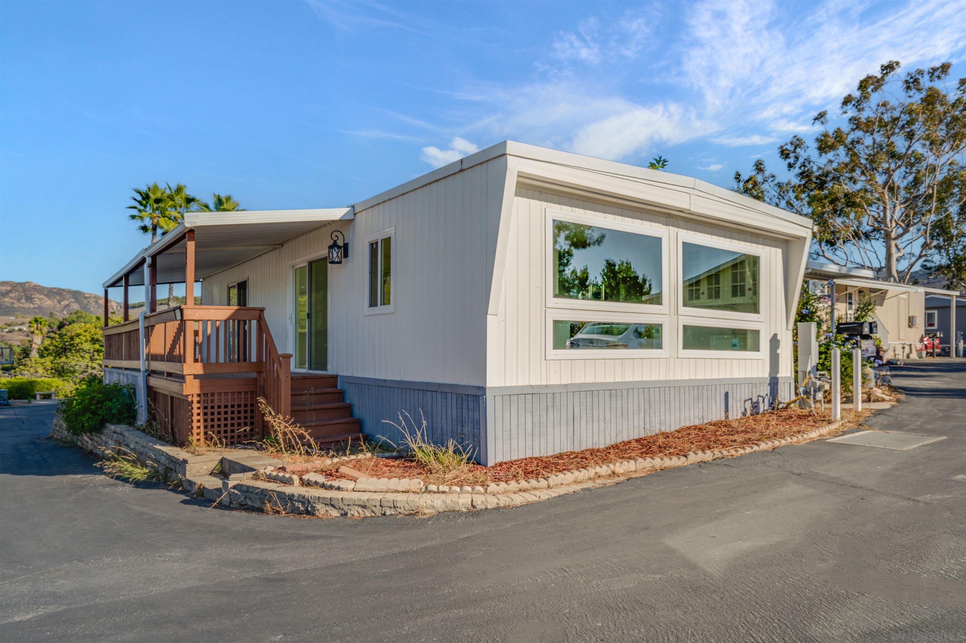 Detail Gallery Image 18 of 25 For 13490  Highway 8 Business  Spc 14,  Lakeside,  CA 92040 - 2 Beds | 1 Baths