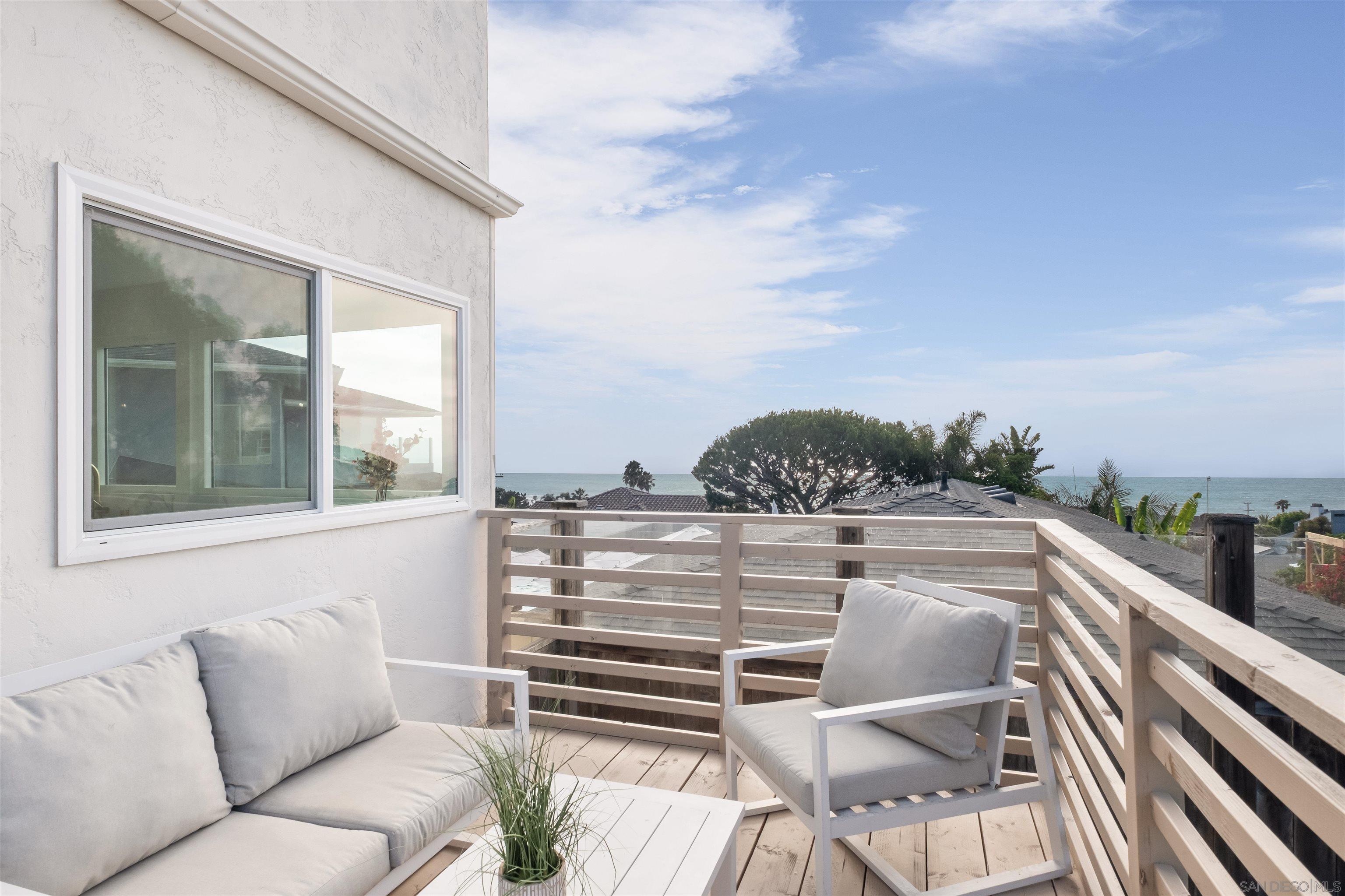 Detail Gallery Image 14 of 23 For 4328  Piedmont, San Diego,  CA 92107 - 5 Beds | 3/1 Baths