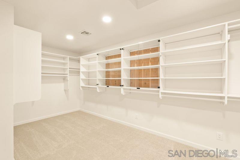 Detail Gallery Image 15 of 23 For 4328  Piedmont, San Diego,  CA 92107 - 5 Beds | 3/1 Baths