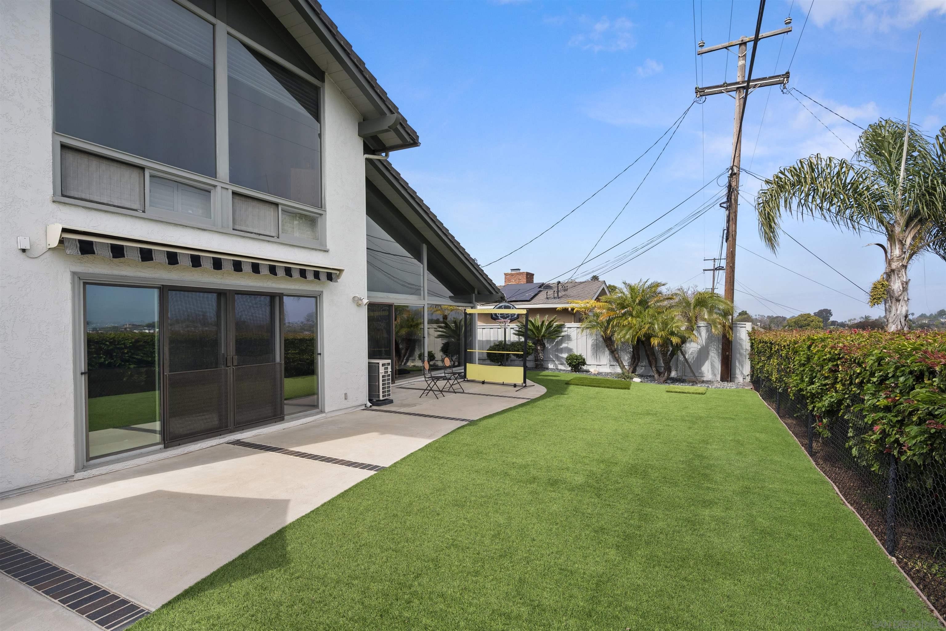 Detail Gallery Image 60 of 69 For 1151  Catalina Boulevard, San Diego,  CA 92107 - 5 Beds | 3/1 Baths