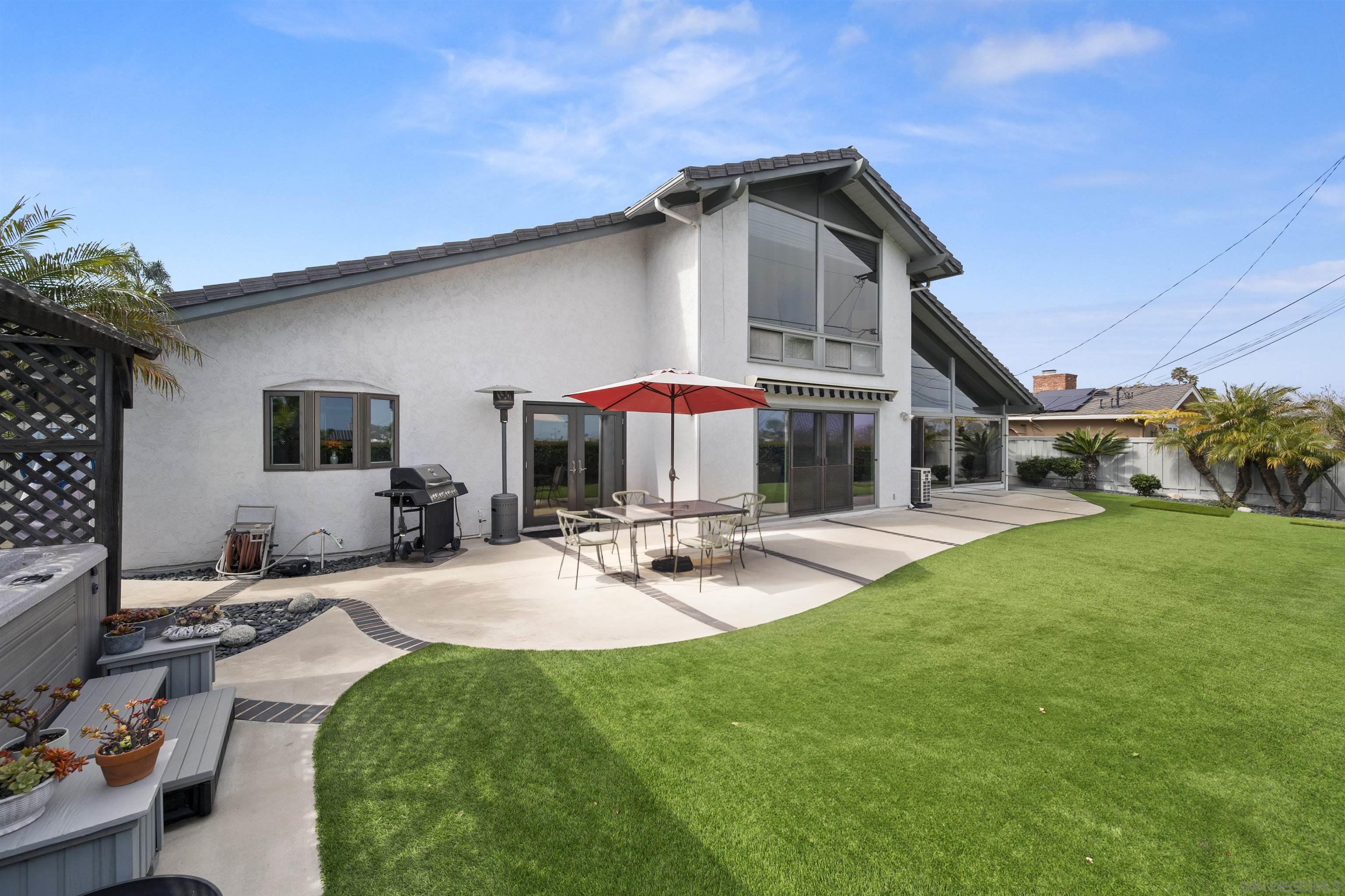 Detail Gallery Image 63 of 69 For 1151  Catalina Boulevard, San Diego,  CA 92107 - 5 Beds | 3/1 Baths