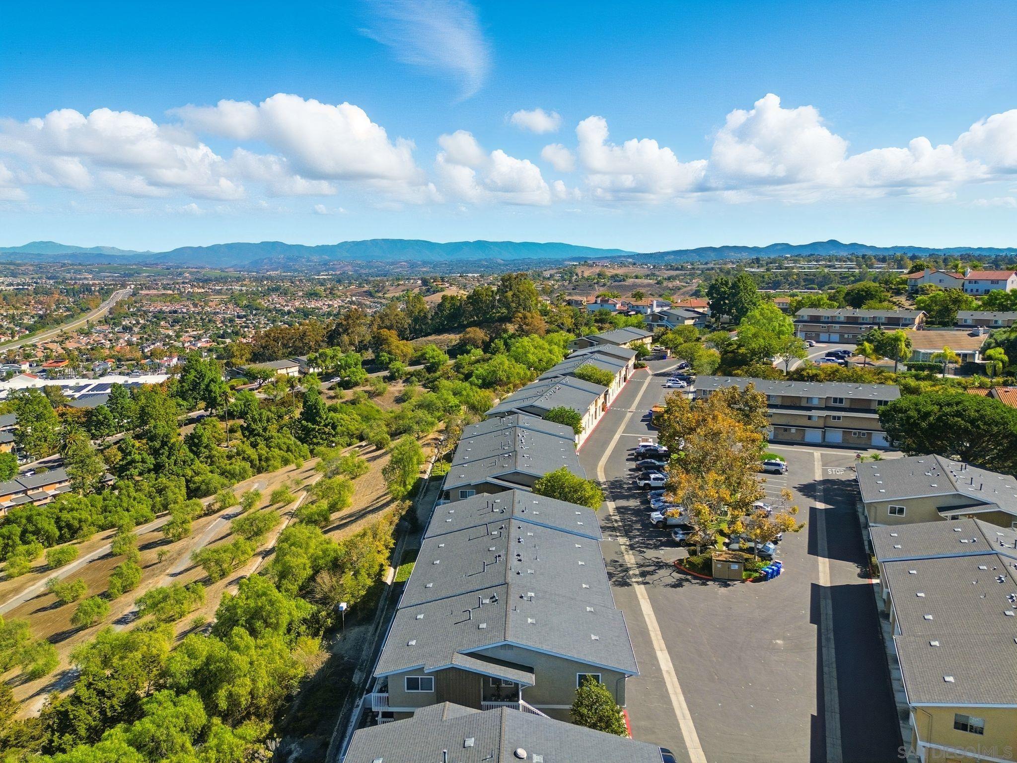 Detail Gallery Image 30 of 34 For 4220  La Pinata Way  #236,  Oceanside,  CA 92057 - 2 Beds | 2/1 Baths