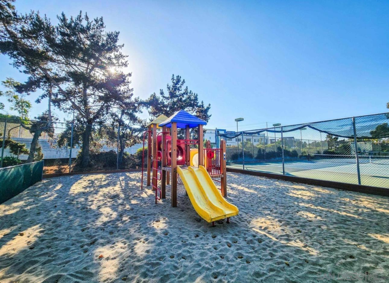 Detail Gallery Image 23 of 24 For 3823  Caminito Litoral  #208,  San Diego,  CA 92107 - 2 Beds | 2/1 Baths