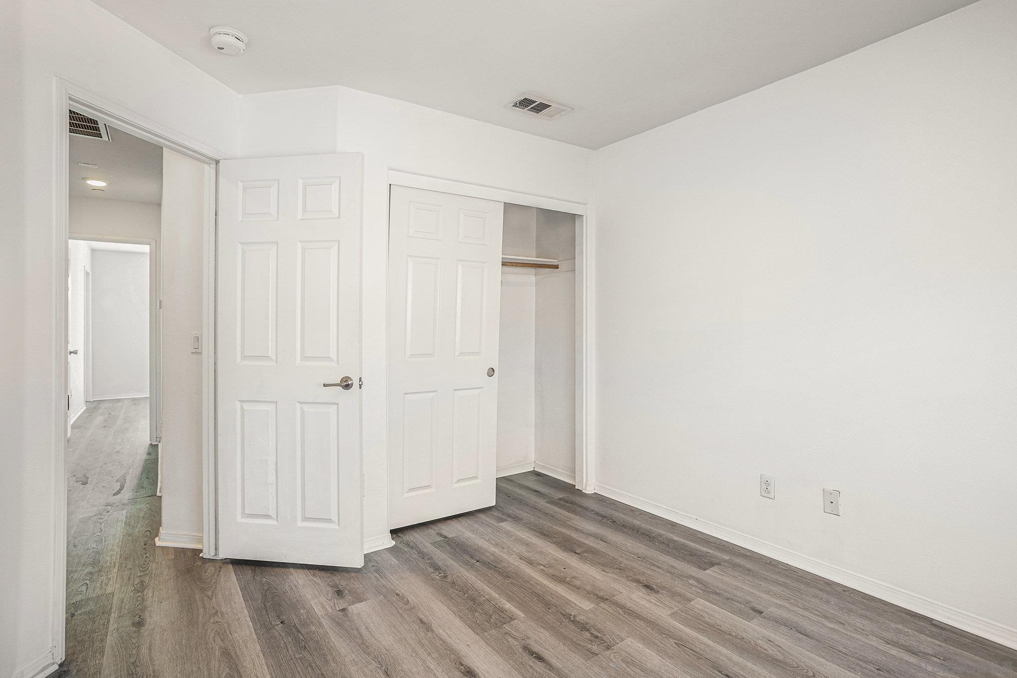 Detail Gallery Image 30 of 57 For 2840  Athens Rd  #10,  Chula Vista,  CA 91915 - 4 Beds | 3/1 Baths