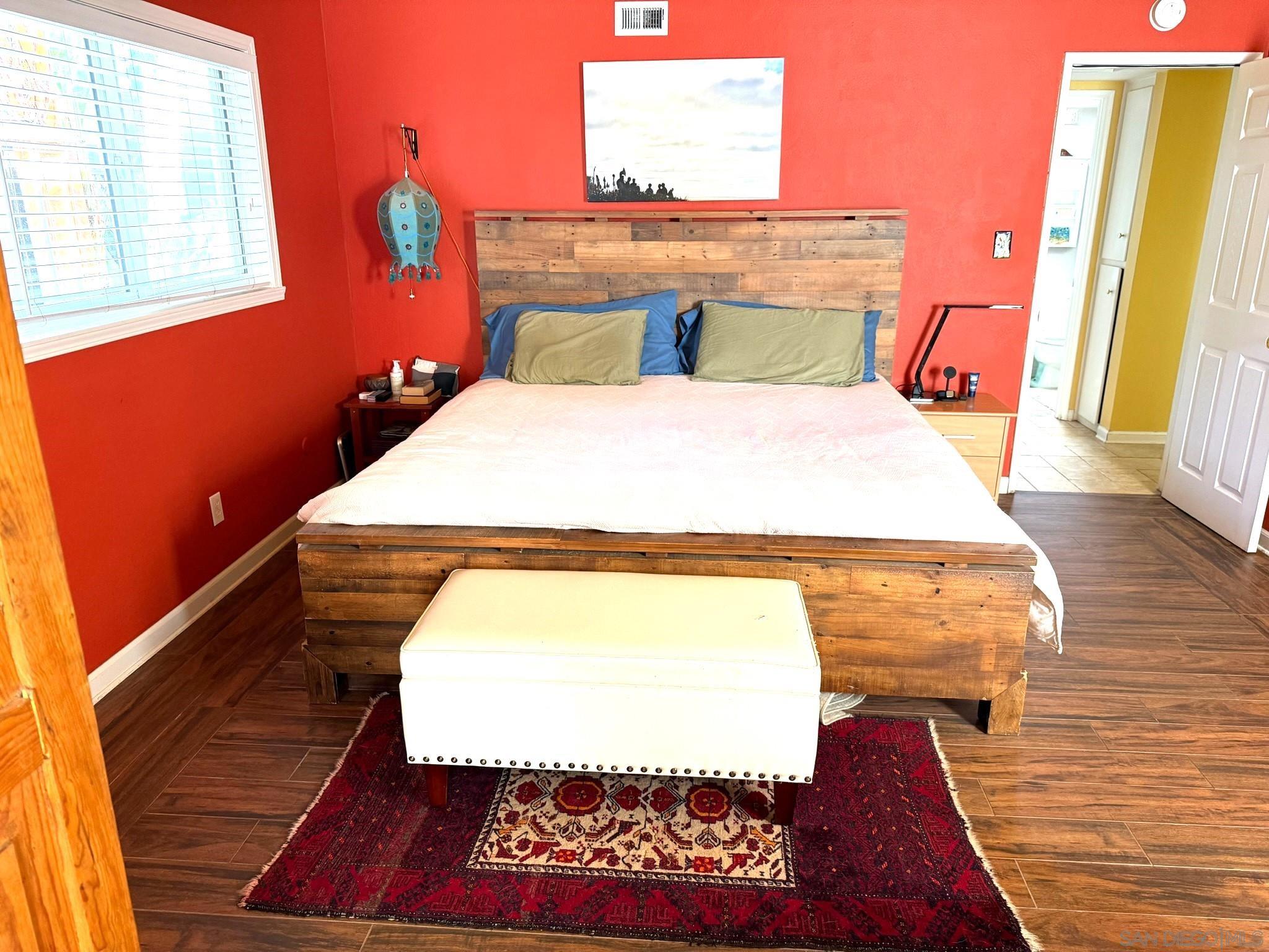 Detail Gallery Image 14 of 53 For 3653  Jennifer St, San Diego,  CA 92117 - 4 Beds | 3 Baths