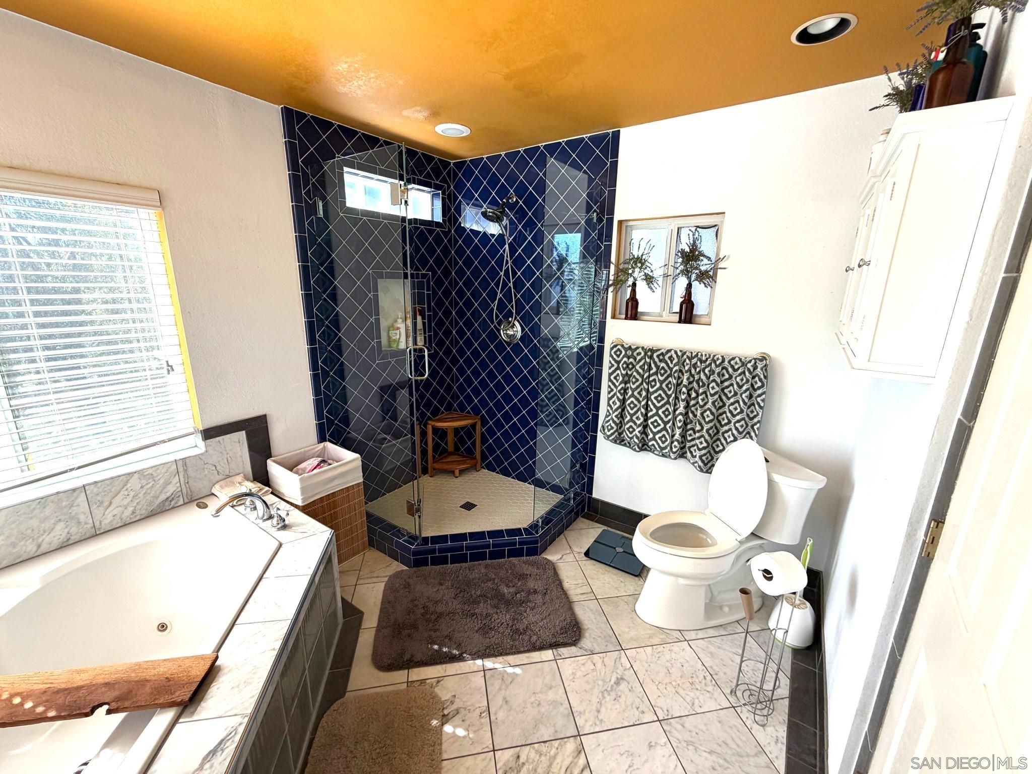 Detail Gallery Image 18 of 53 For 3653  Jennifer St, San Diego,  CA 92117 - 4 Beds | 3 Baths