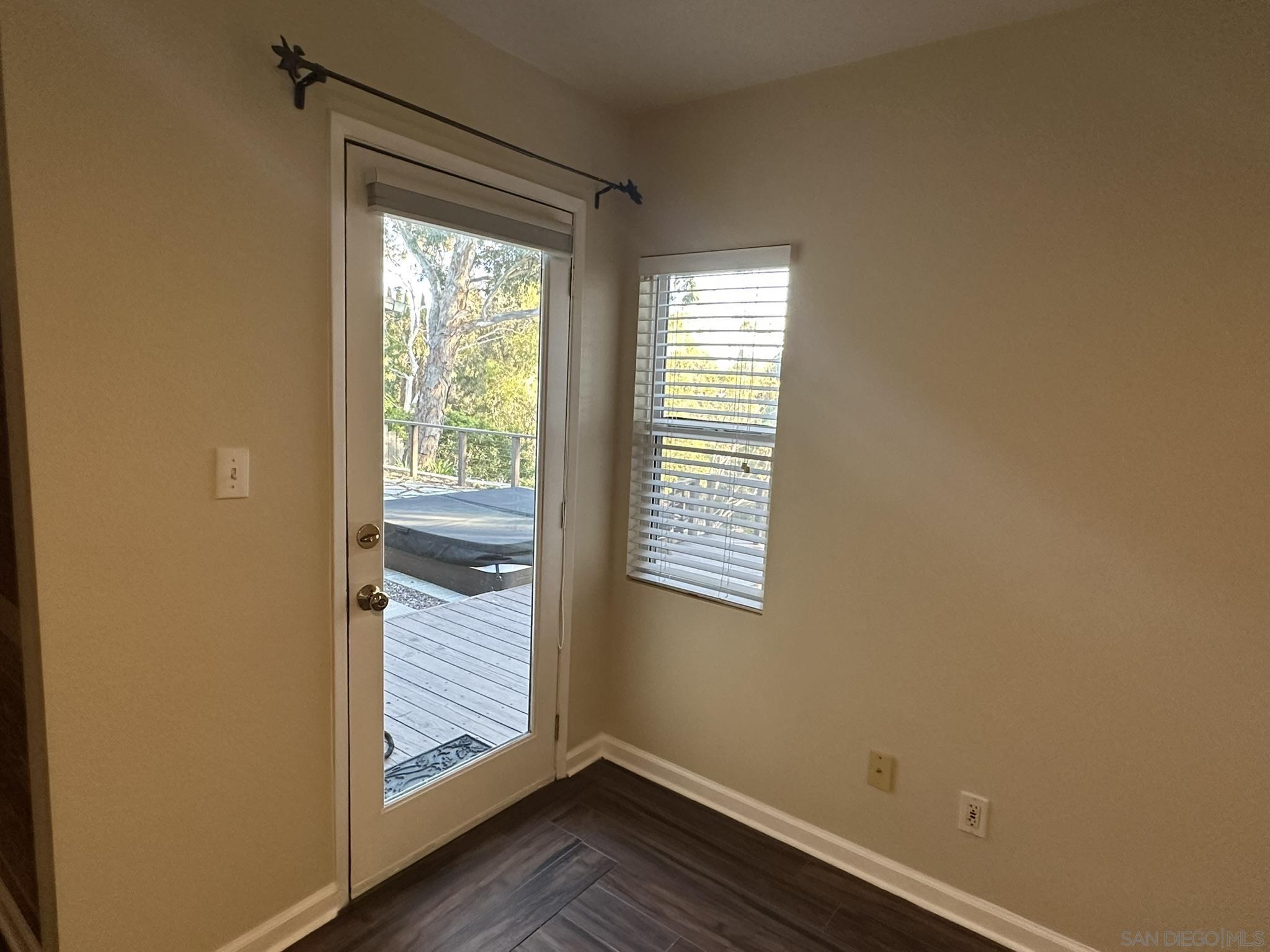 Detail Gallery Image 18 of 39 For 3653  Jennifer St, San Diego,  CA 92117 - 4 Beds | 3 Baths