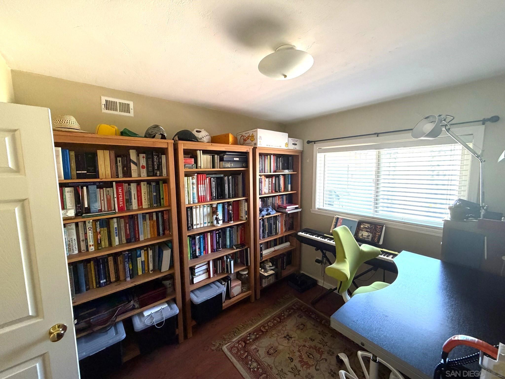 Detail Gallery Image 32 of 53 For 3653  Jennifer St, San Diego,  CA 92117 - 4 Beds | 3 Baths