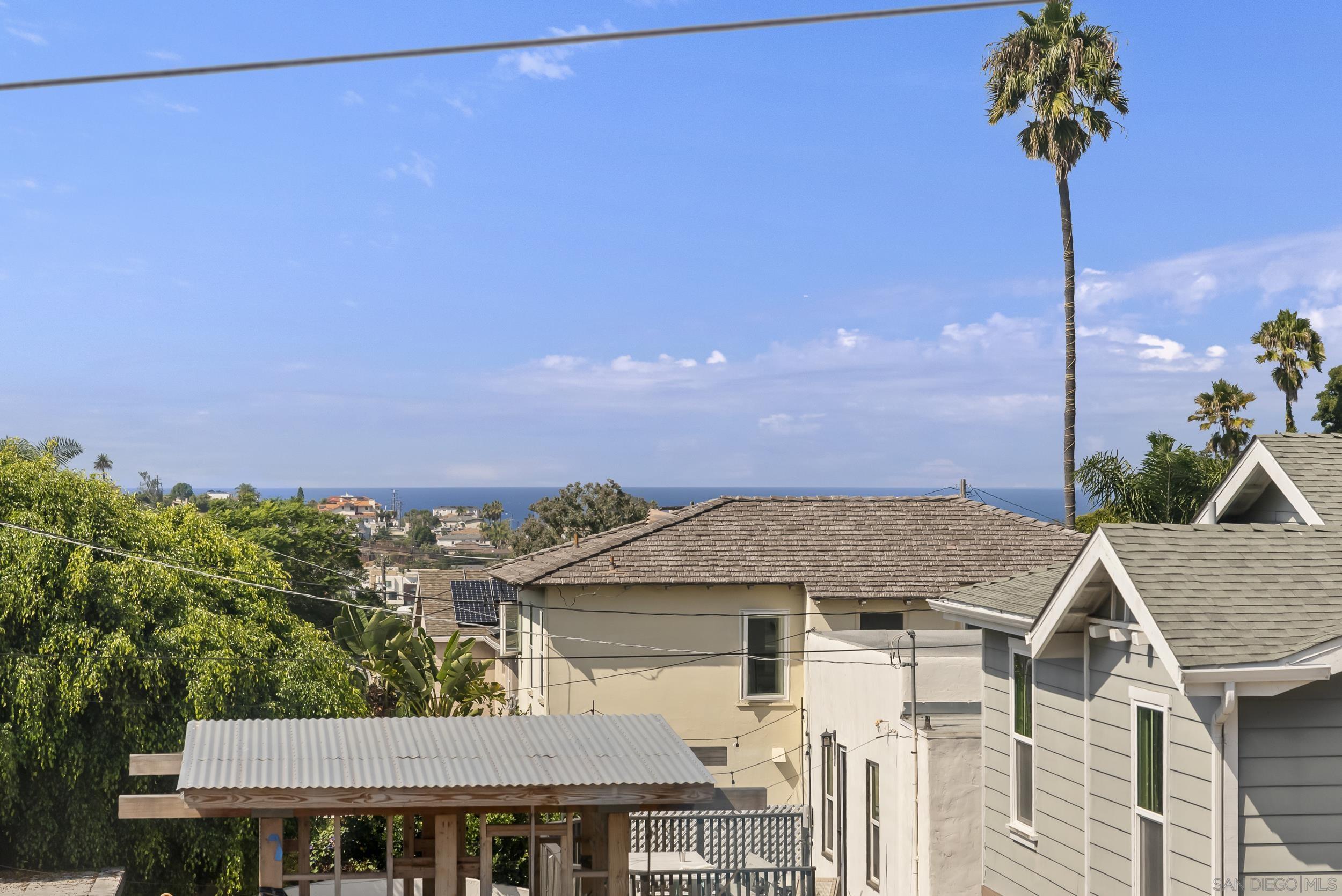 Detail Gallery Image 20 of 28 For 2175  Clove St, San Diego,  CA 92106 - 5 Beds | 5 Baths