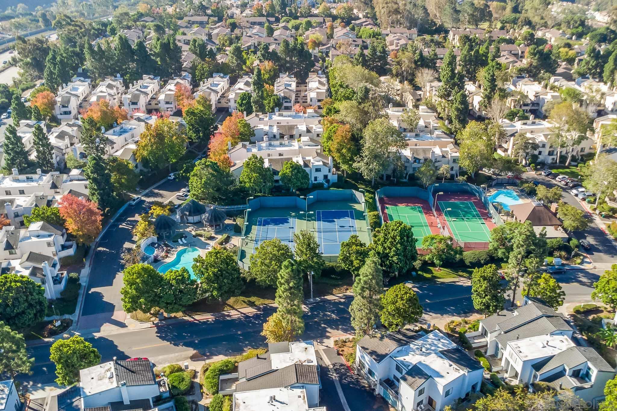 Detail Gallery Image 32 of 36 For 3430  via Alicante, La Jolla,  CA 92037 - 2 Beds | 2/1 Baths