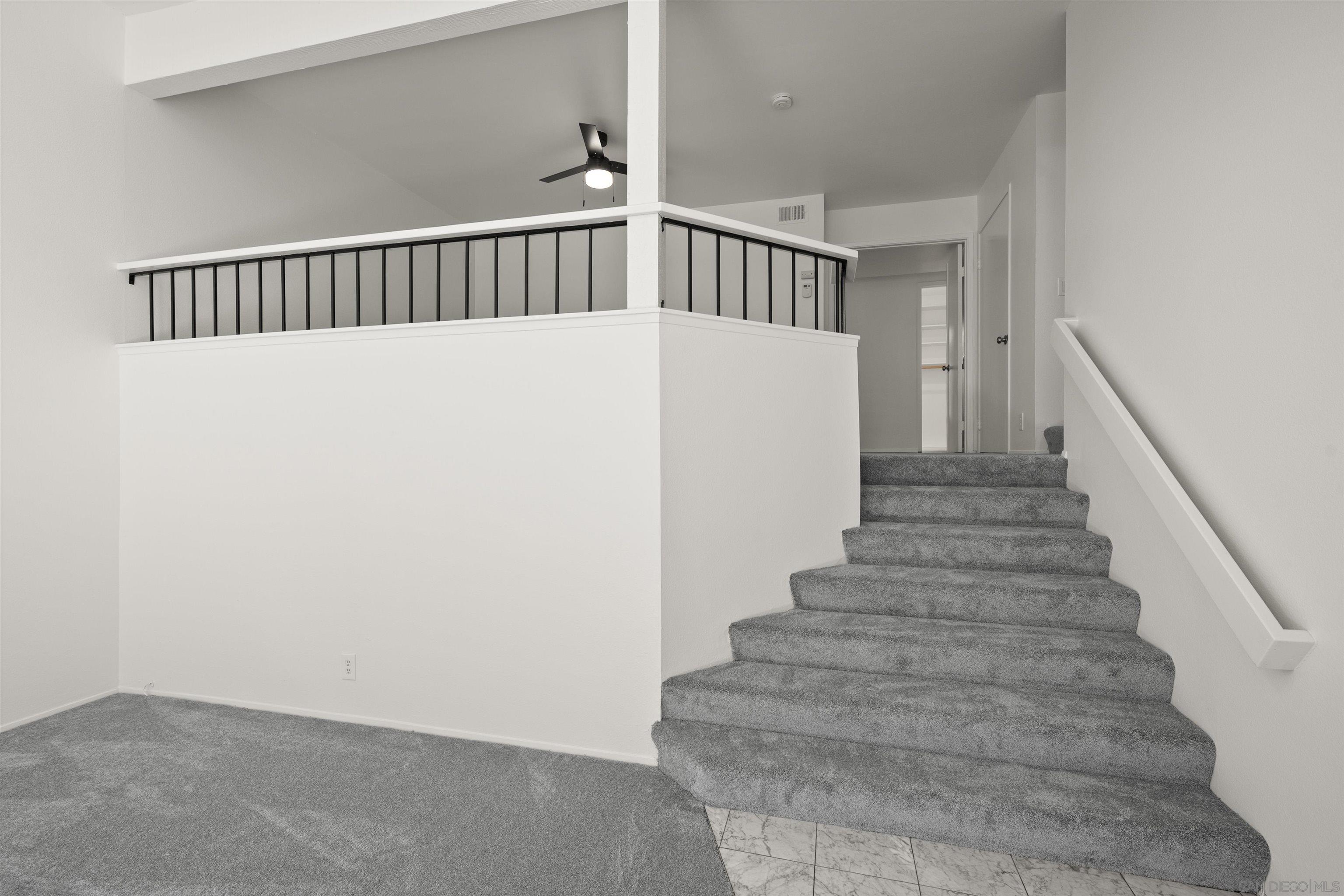 Detail Gallery Image 13 of 51 For 3216  Caminito Eastbluff  65, La Jolla,  CA 92037 - 3 Beds | 2/1 Baths