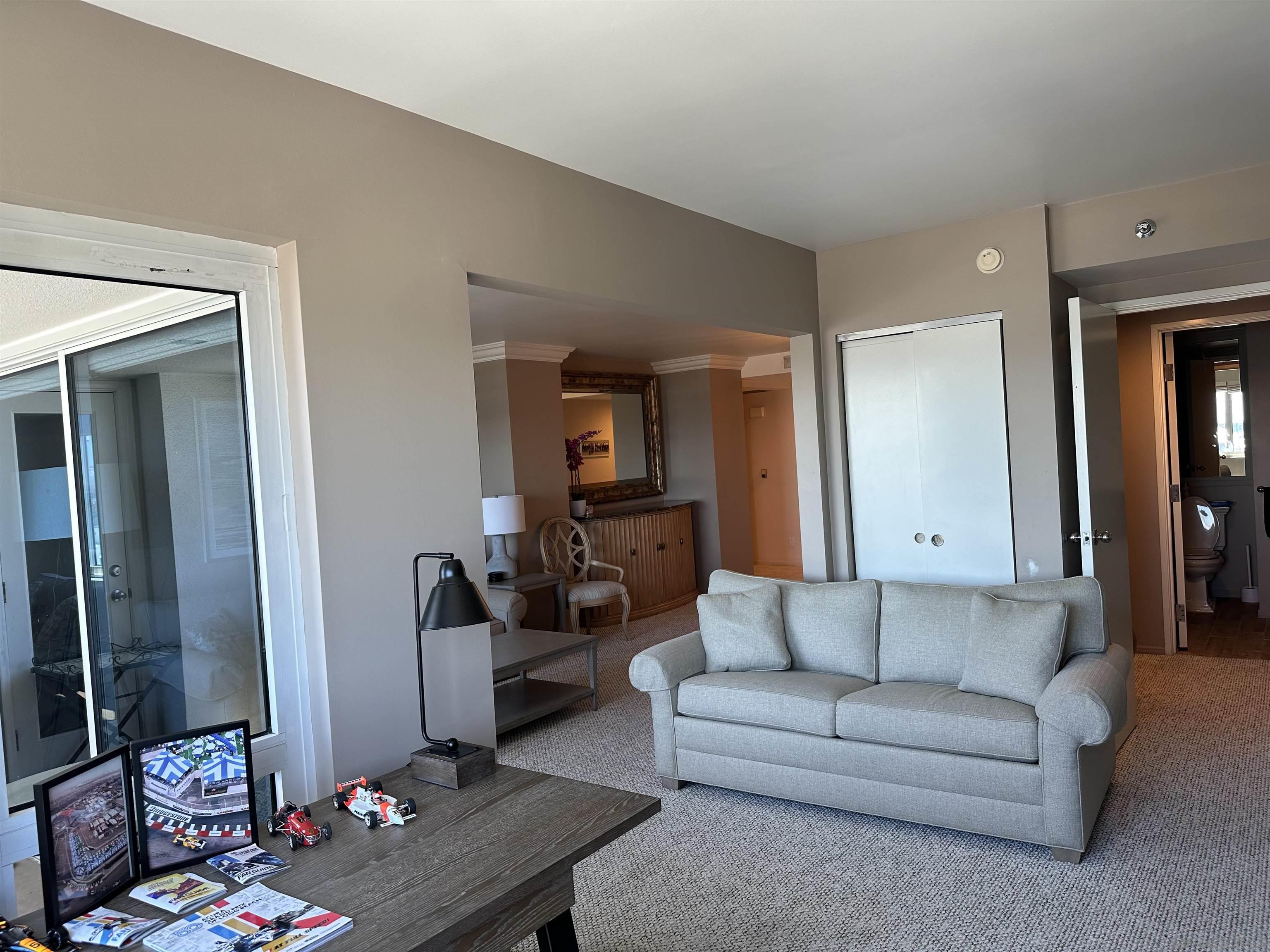 Detail Gallery Image 10 of 41 For 525 E Seaside Way  1607, Long Beach,  CA 90802 - 2 Beds | 1/1 Baths