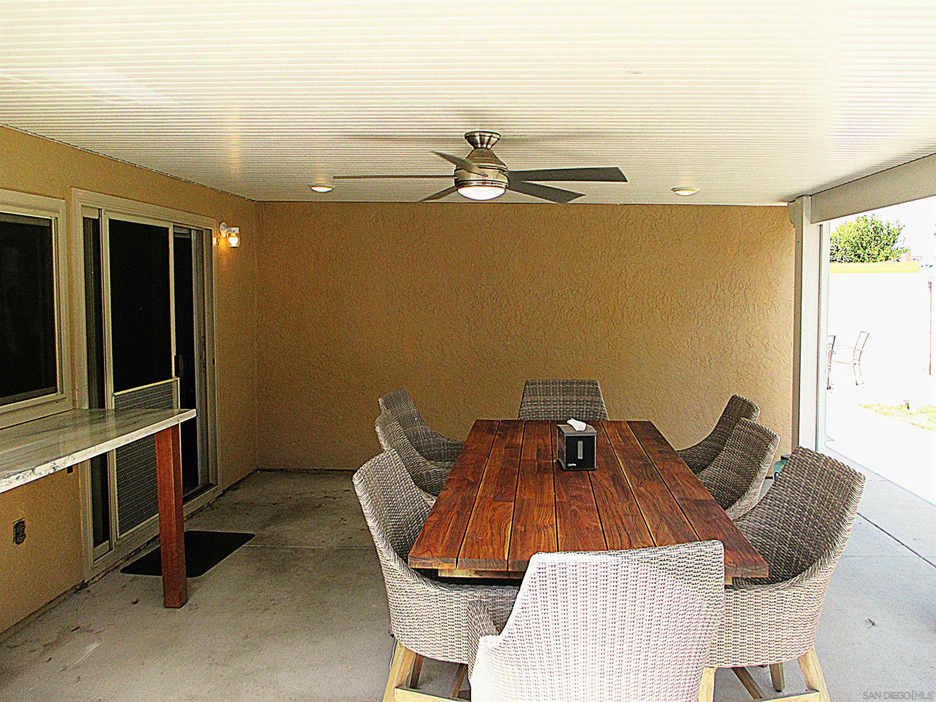 Detail Gallery Image 8 of 16 For 1535  Oakden, San Diego,  CA 92154 - 3 Beds | 2 Baths