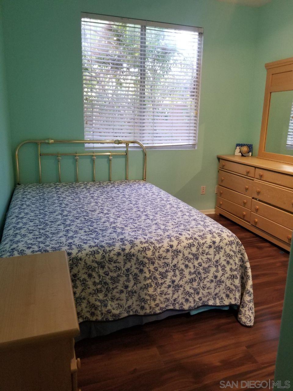 Detail Gallery Image 7 of 12 For 11909  Westview Pkwy, San Diego,  CA 92126 - 5 Beds | 3 Baths