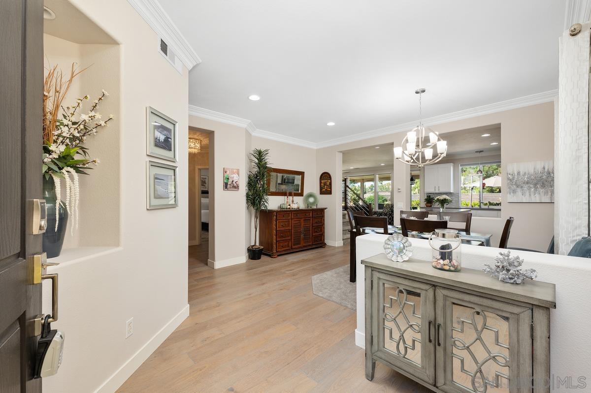 Detail Gallery Image 5 of 32 For 1456  Golden Sunset Dr., San Marcos,  CA 92078 - 4 Beds | 3 Baths