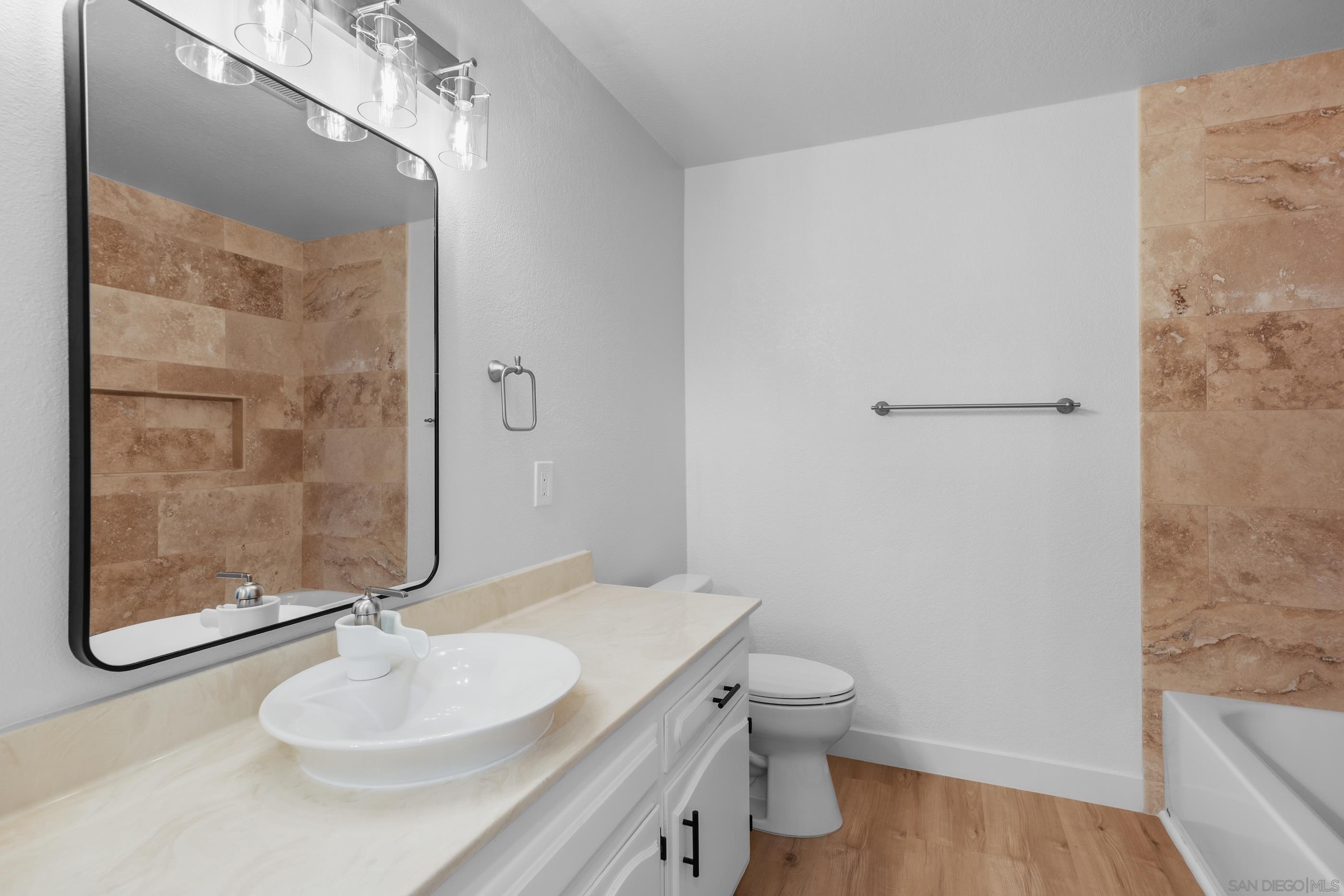 Detail Gallery Image 20 of 29 For 16134  Hampson Pl., Ramona,  CA 92065 - 4 Beds | 3 Baths