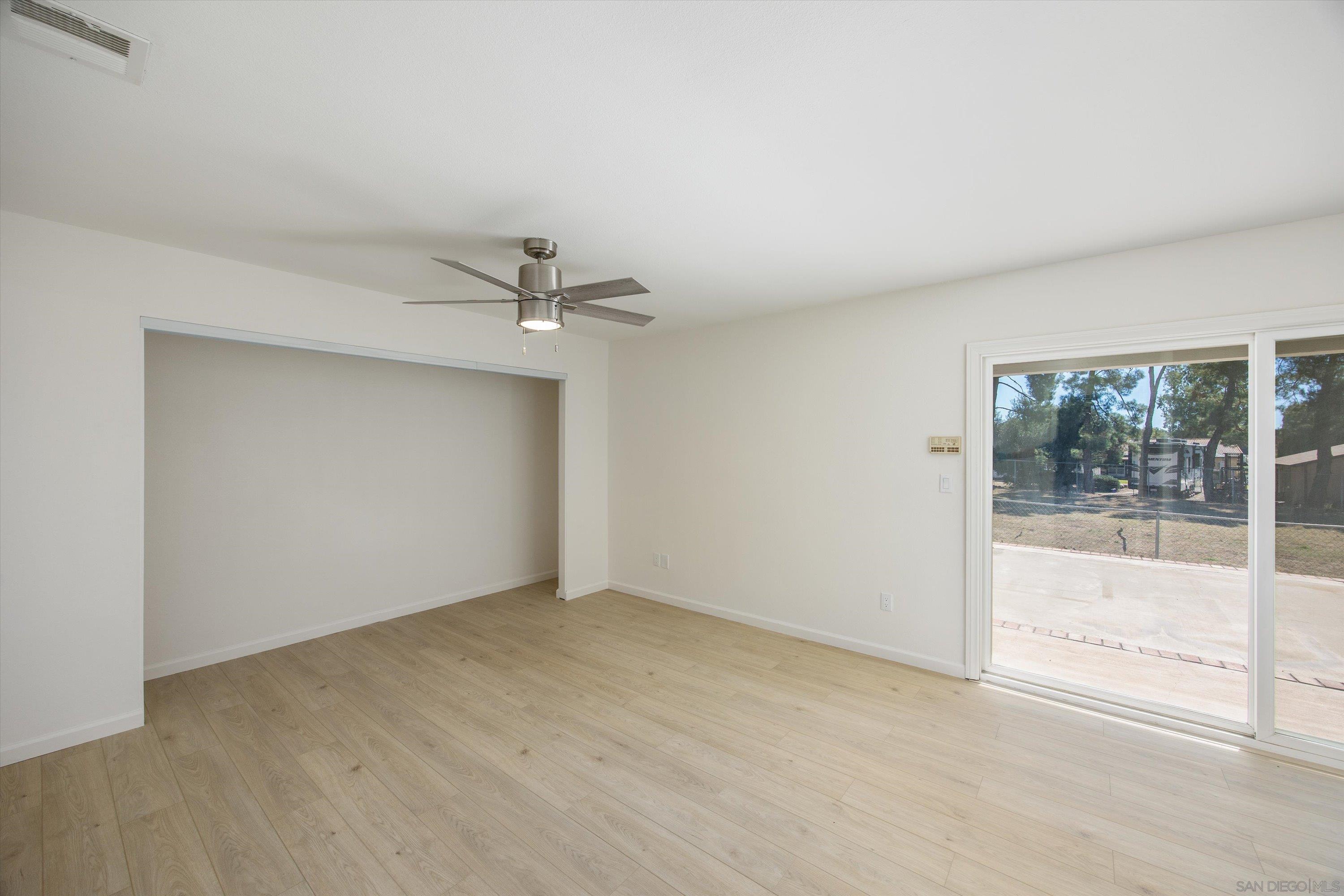 Detail Gallery Image 27 of 50 For 33155  Avenue D, Yucaipa,  CA 92399 - 4 Beds | 2 Baths