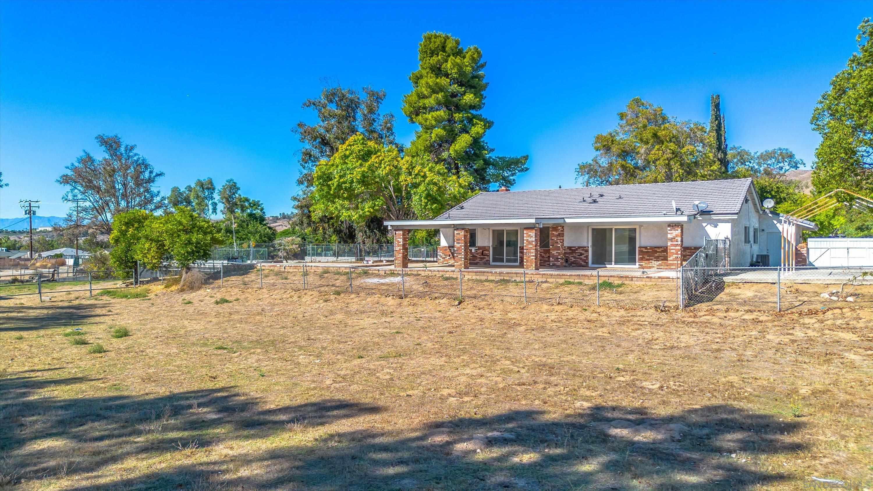 Detail Gallery Image 34 of 50 For 33155  Avenue D, Yucaipa,  CA 92399 - 4 Beds | 2 Baths