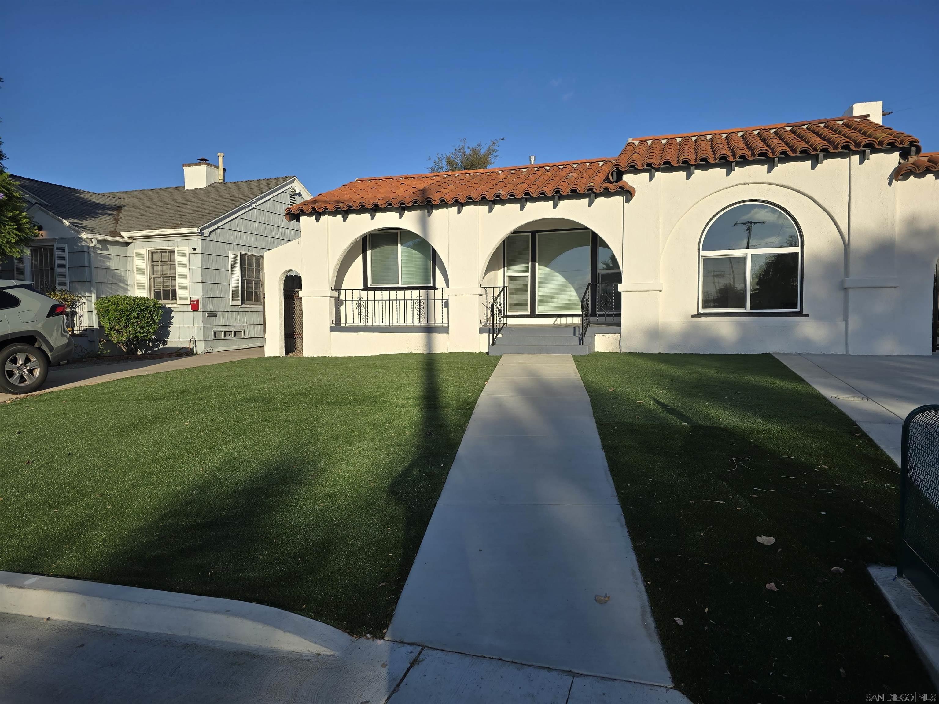 Front Image Thumbnail for SD250042327