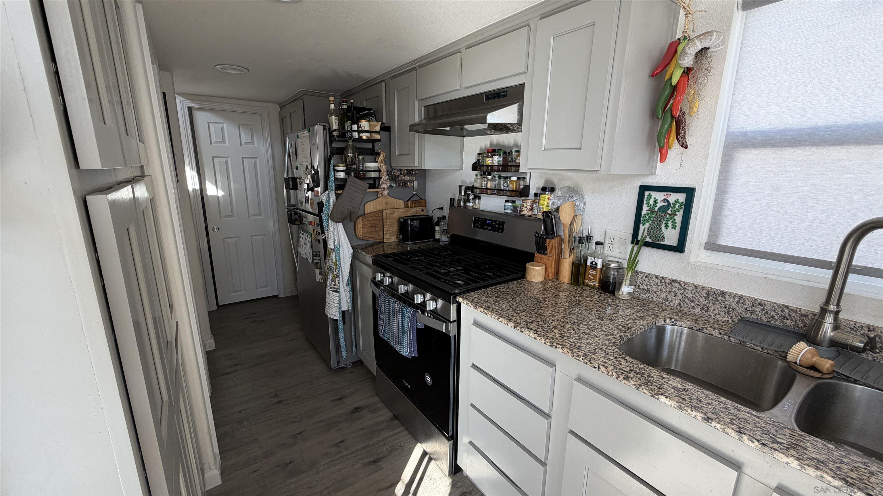 Detail Gallery Image 11 of 32 For 1549  N Vulcan  82, Encinitas,  CA 92024 - 2 Beds | 1 Baths