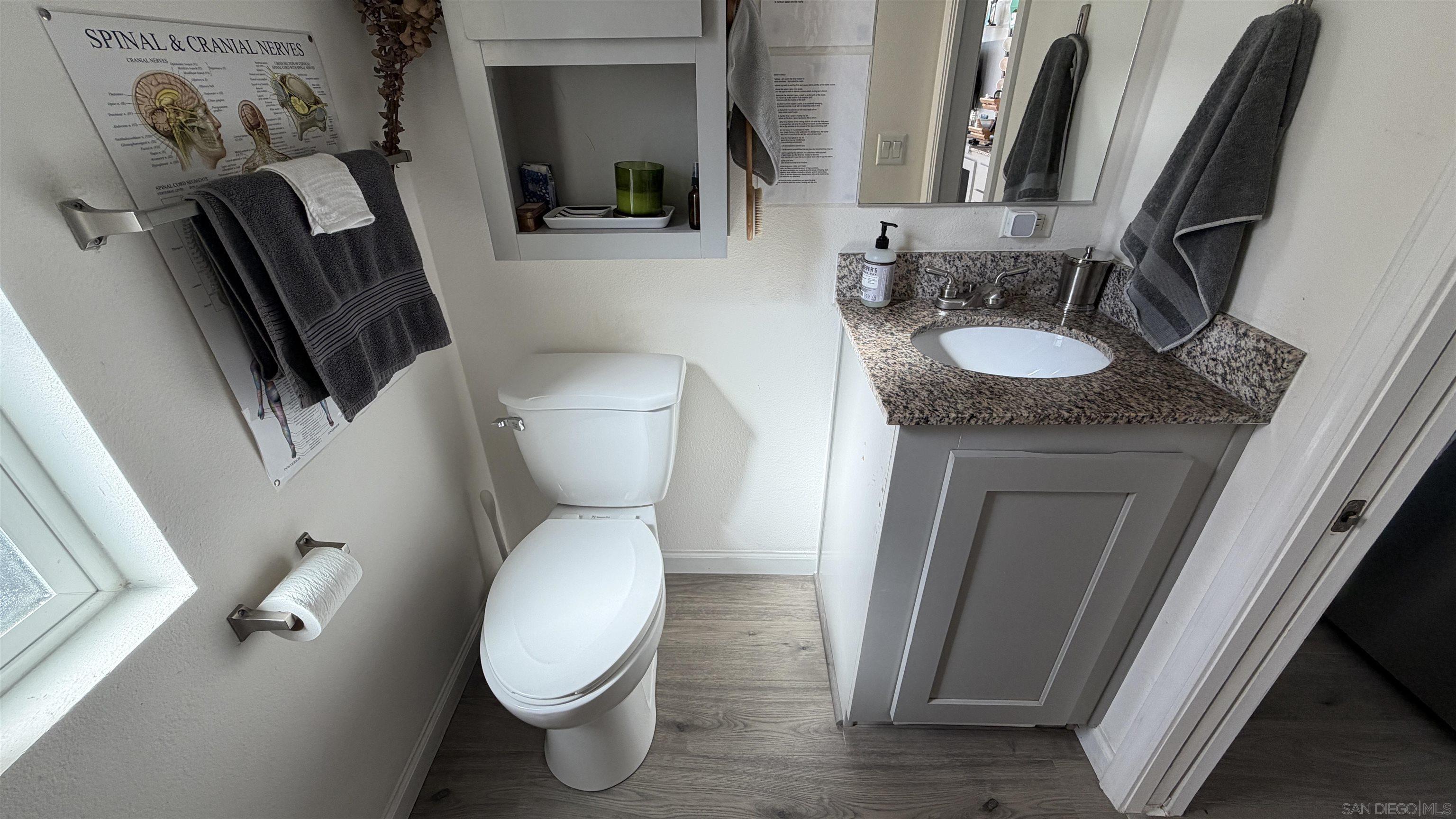 Detail Gallery Image 13 of 32 For 1549  N Vulcan  82, Encinitas,  CA 92024 - 2 Beds | 1 Baths