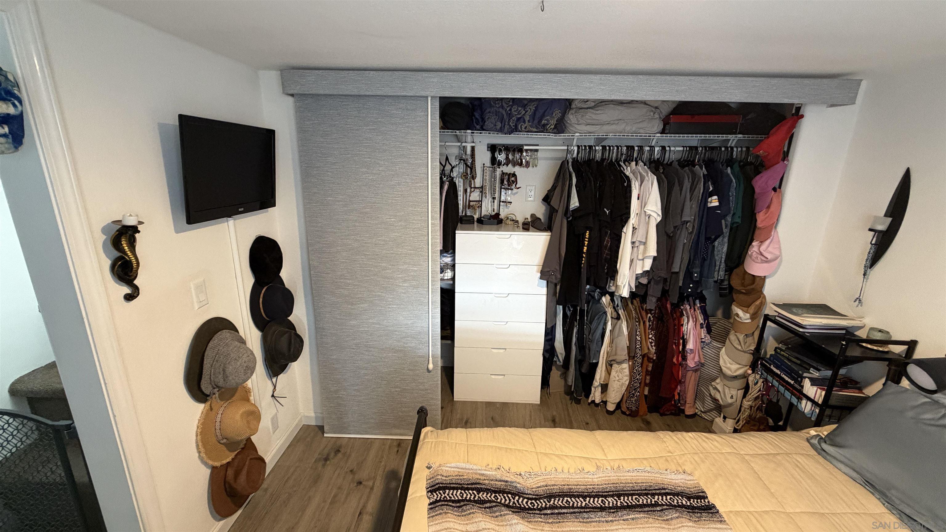 Detail Gallery Image 18 of 32 For 1549  N Vulcan  82, Encinitas,  CA 92024 - 2 Beds | 1 Baths