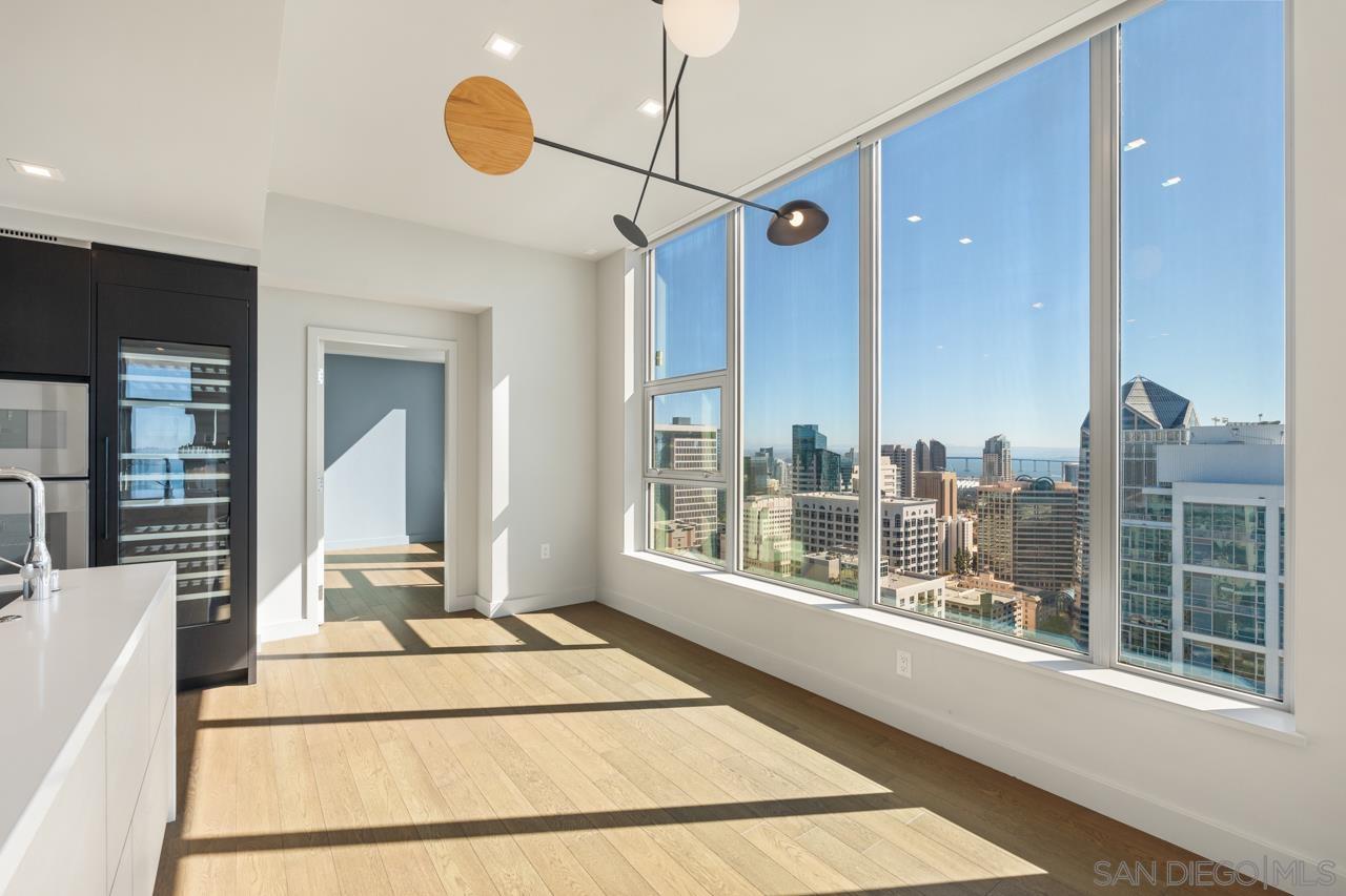 Detail Gallery Image 2 of 74 For 1388  Kettner Blvd  3604, San Diego,  CA 92101 - 3 Beds | 2/1 Baths