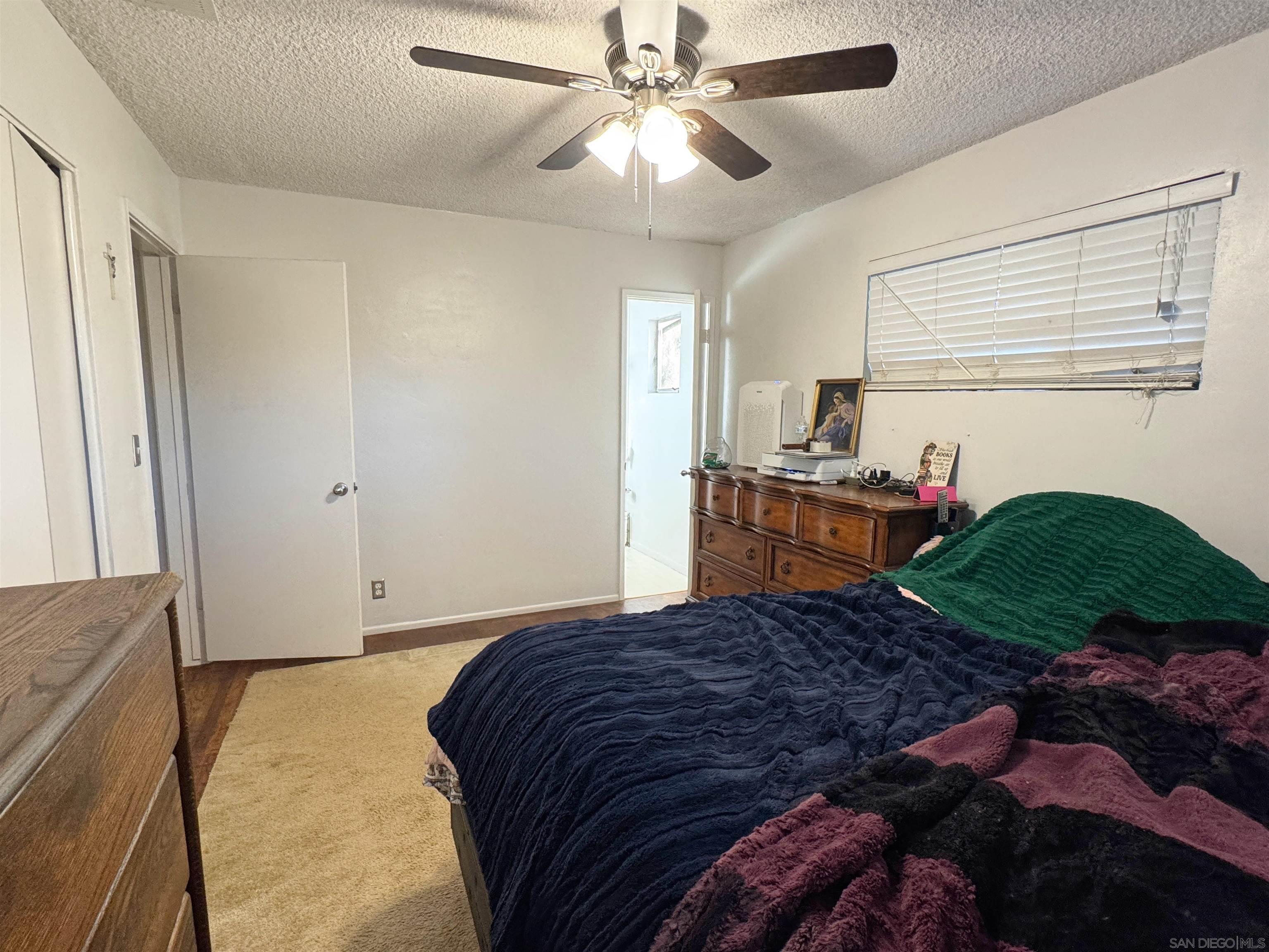 Detail Gallery Image 18 of 37 For 1117  Kings Rd, Escondido,  CA 92027 - 3 Beds | 1/1 Baths