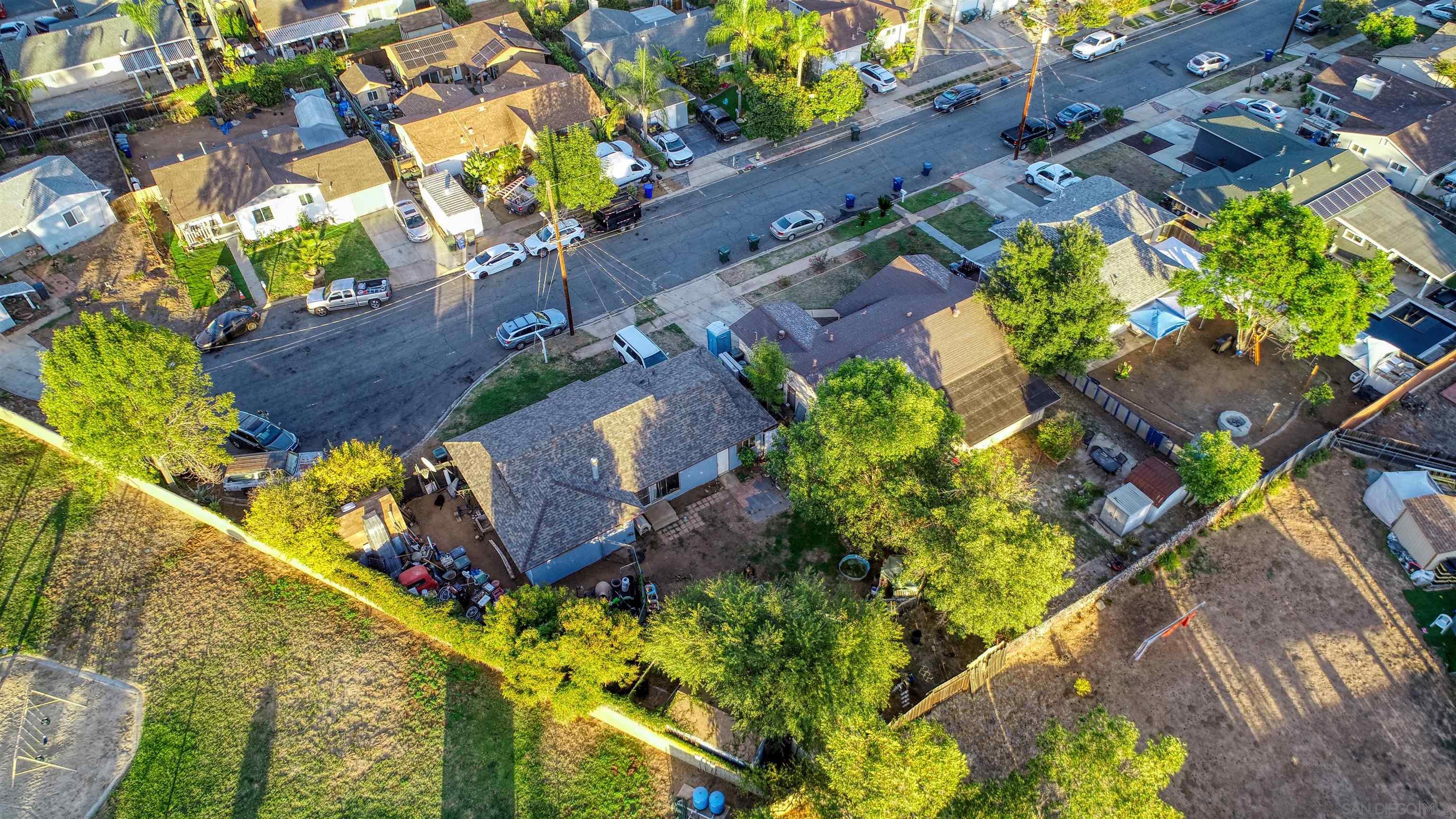 Detail Gallery Image 35 of 37 For 1117  Kings Rd, Escondido,  CA 92027 - 3 Beds | 1/1 Baths