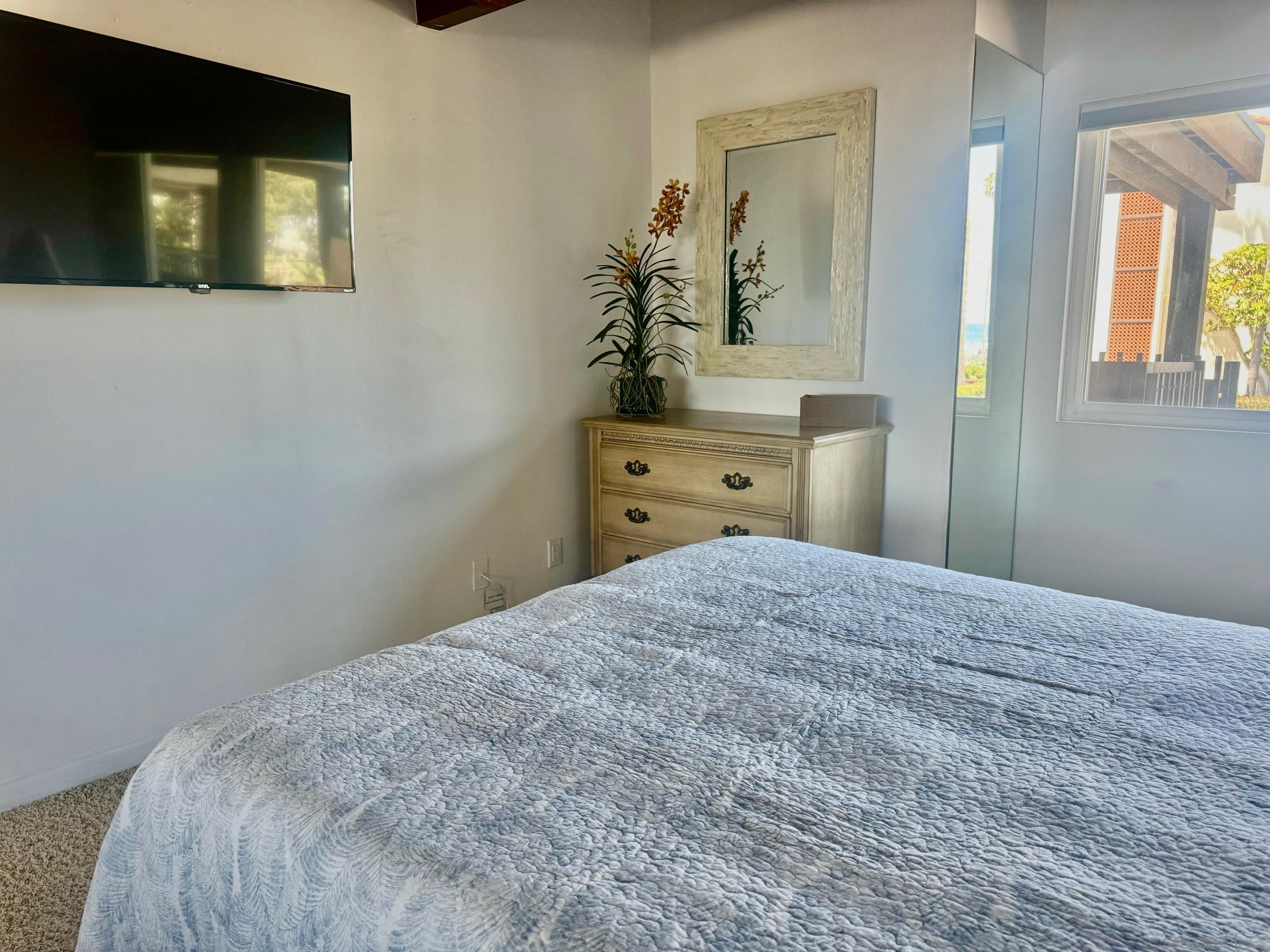 Detail Gallery Image 25 of 30 For 8151  Camino Del Oro, La Jolla,  CA 92037 - 2 Beds | 2 Baths