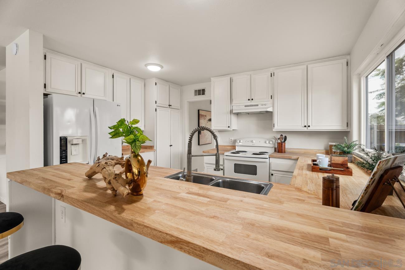 Detail Gallery Image 11 of 36 For 7104  Ruane St, San Diego,  CA 92119 - 4 Beds | 2 Baths