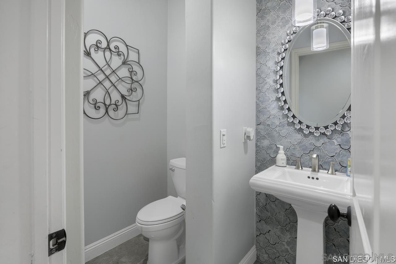 Detail Gallery Image 23 of 53 For 2832  Echo Ridge Ct, Chula Vista,  CA 91915 - 5 Beds | 4/1 Baths