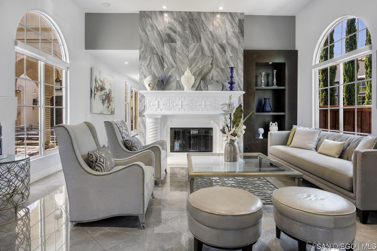 Detail Gallery Image 6 of 53 For 2832  Echo Ridge Ct, Chula Vista,  CA 91915 - 5 Beds | 4/1 Baths