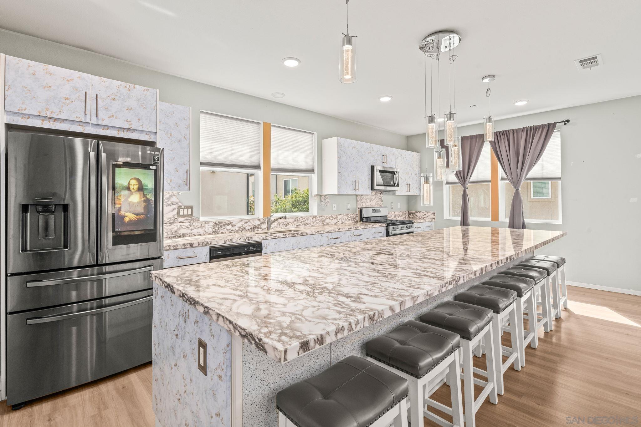 Detail Gallery Image 16 of 47 For 5361  Calle Rockfish  #68,  San Diego,  CA 92154 - 3 Beds | 2/2 Baths