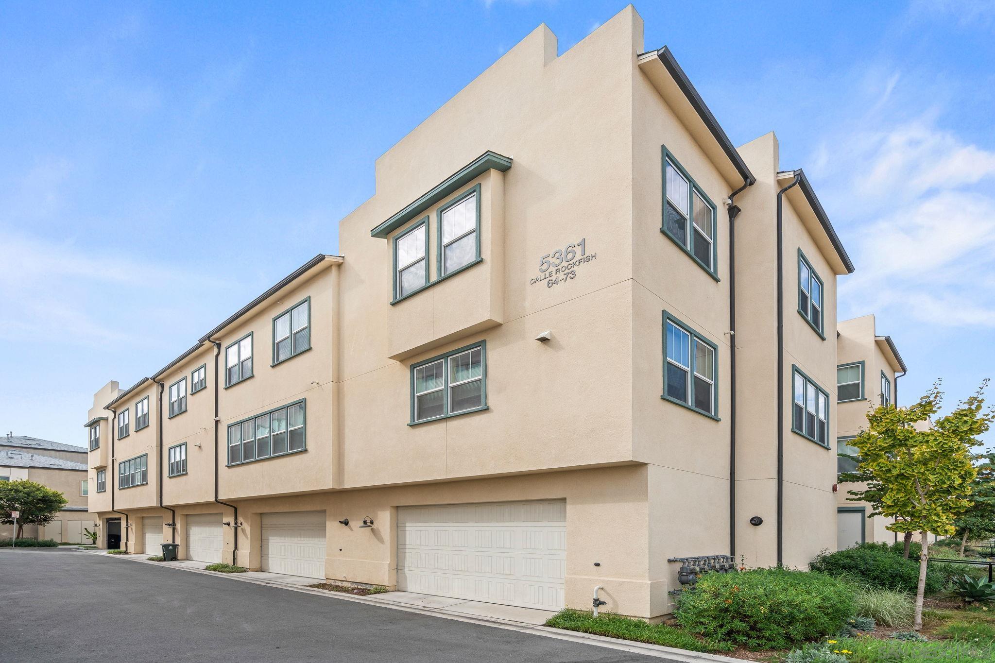 Detail Gallery Image 6 of 47 For 5361  Calle Rockfish  #68,  San Diego,  CA 92154 - 3 Beds | 2/2 Baths