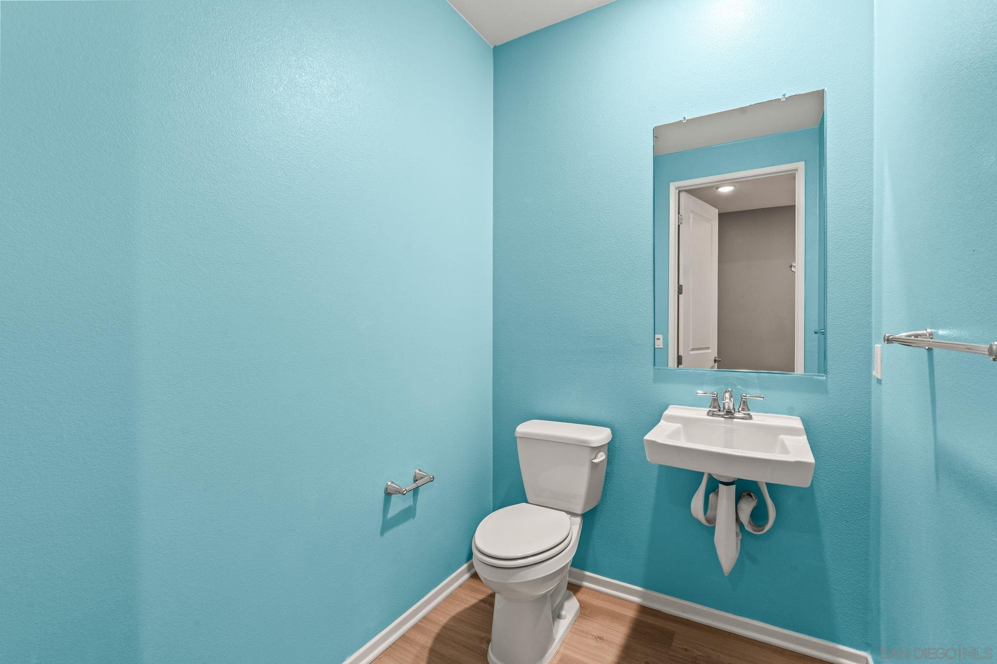 Detail Gallery Image 9 of 47 For 5361  Calle Rockfish  #68,  San Diego,  CA 92154 - 3 Beds | 2/2 Baths