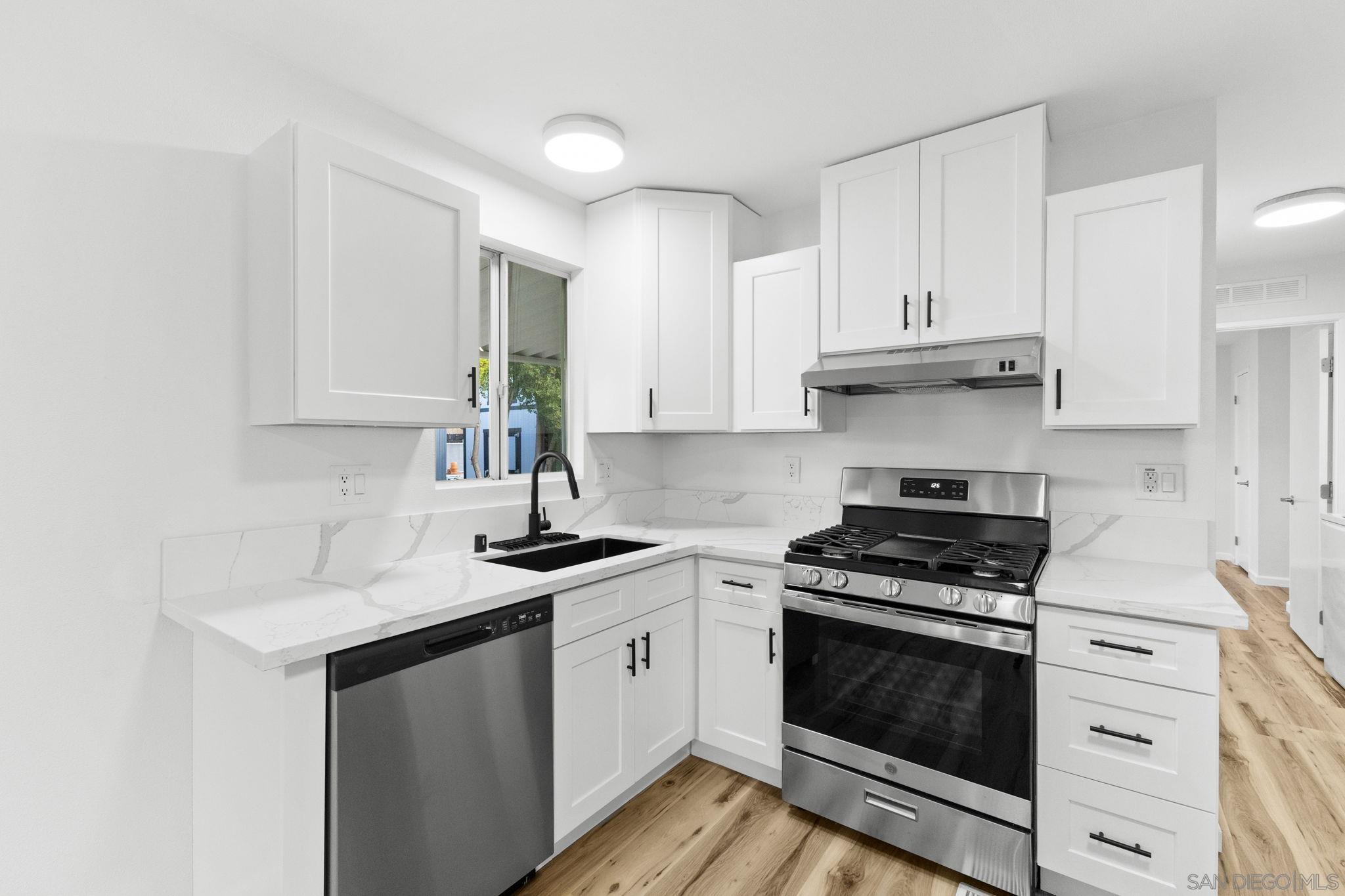 Detail Gallery Image 15 of 50 For 450 E Bradley Ave  #18,  El Cajon,  CA 92021 - 2 Beds | 2 Baths