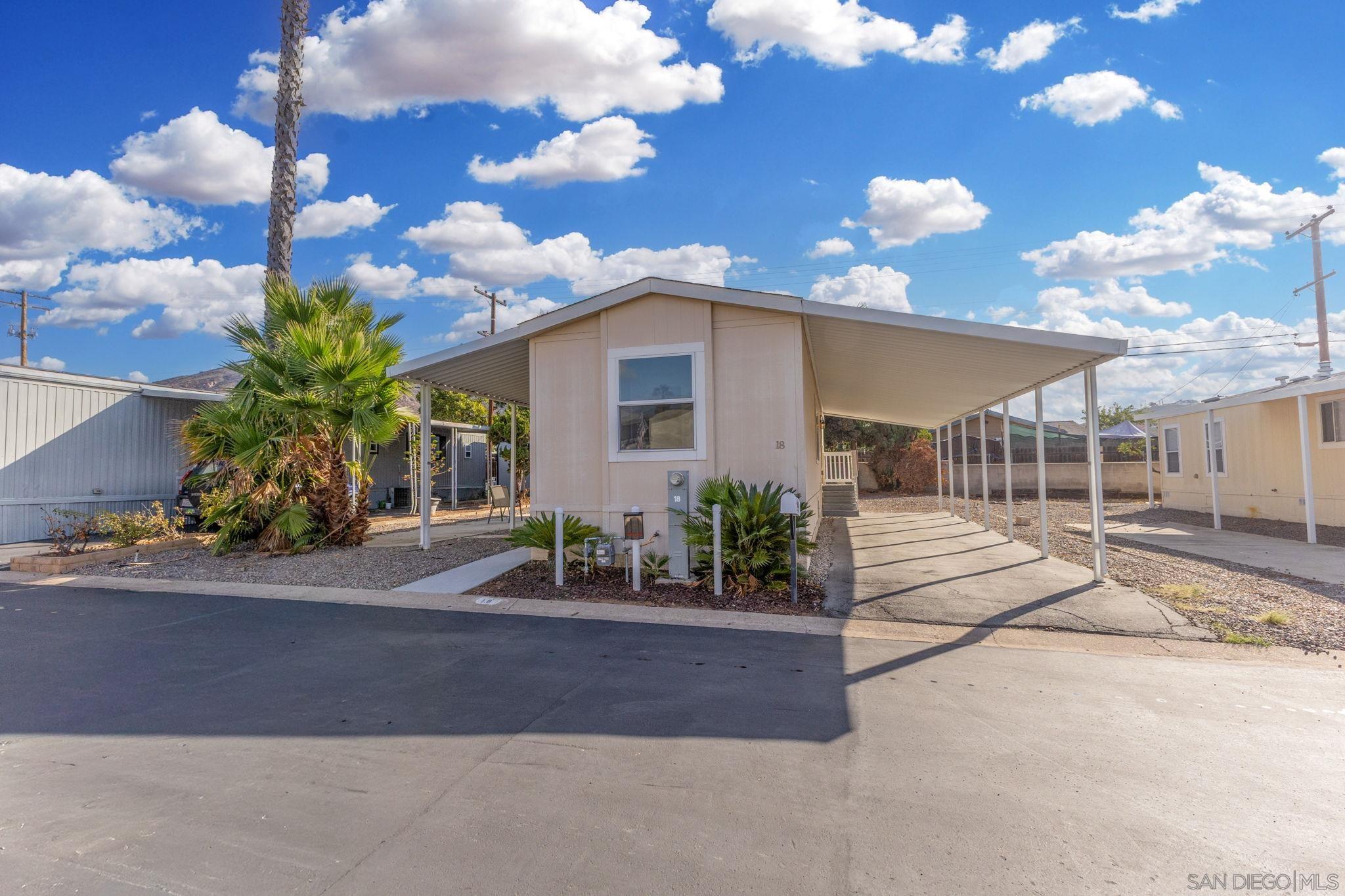 Detail Gallery Image 30 of 50 For 450 E Bradley Ave  #18,  El Cajon,  CA 92021 - 2 Beds | 2 Baths