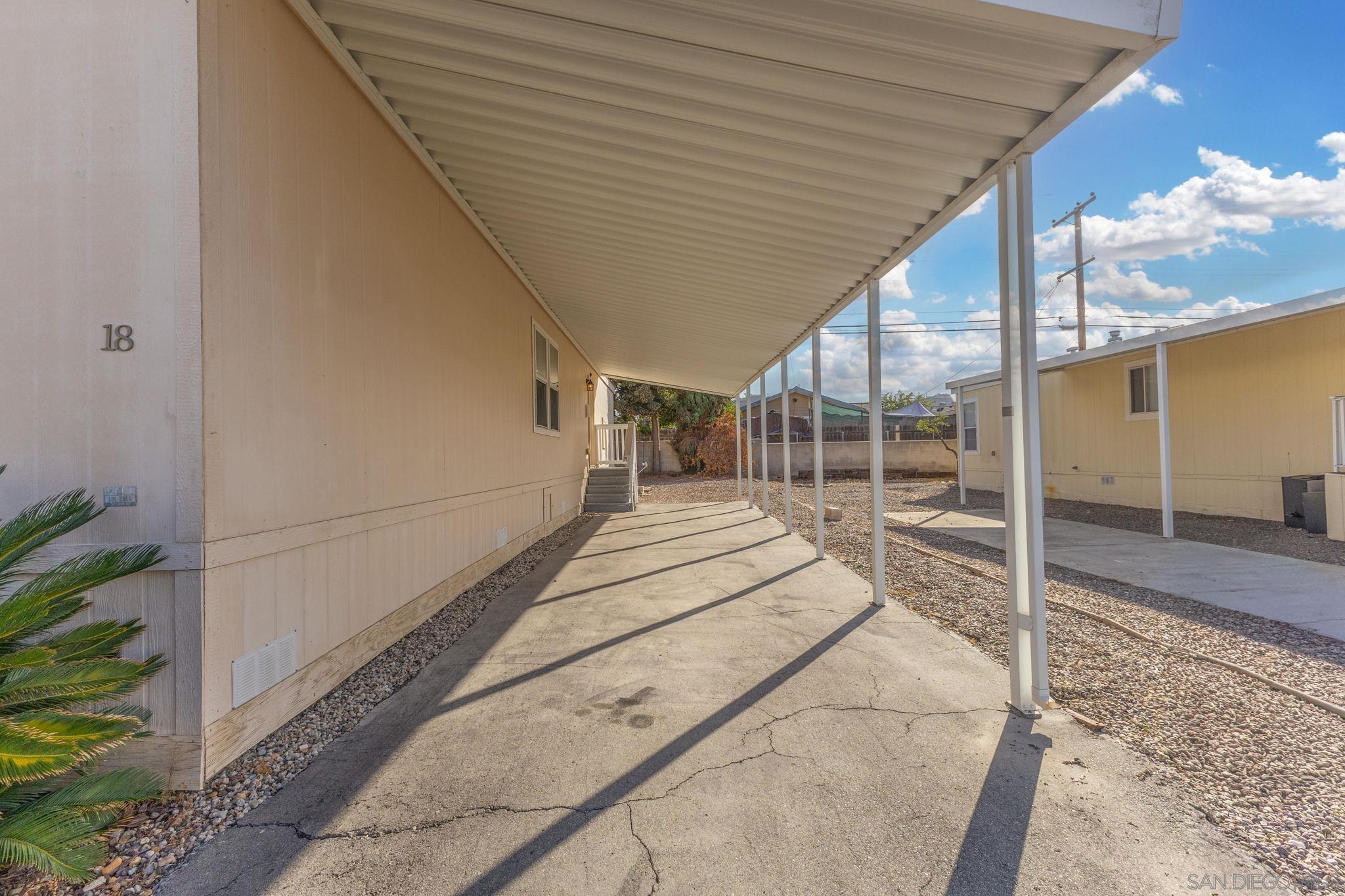 Detail Gallery Image 33 of 50 For 450 E Bradley Ave  #18,  El Cajon,  CA 92021 - 2 Beds | 2 Baths