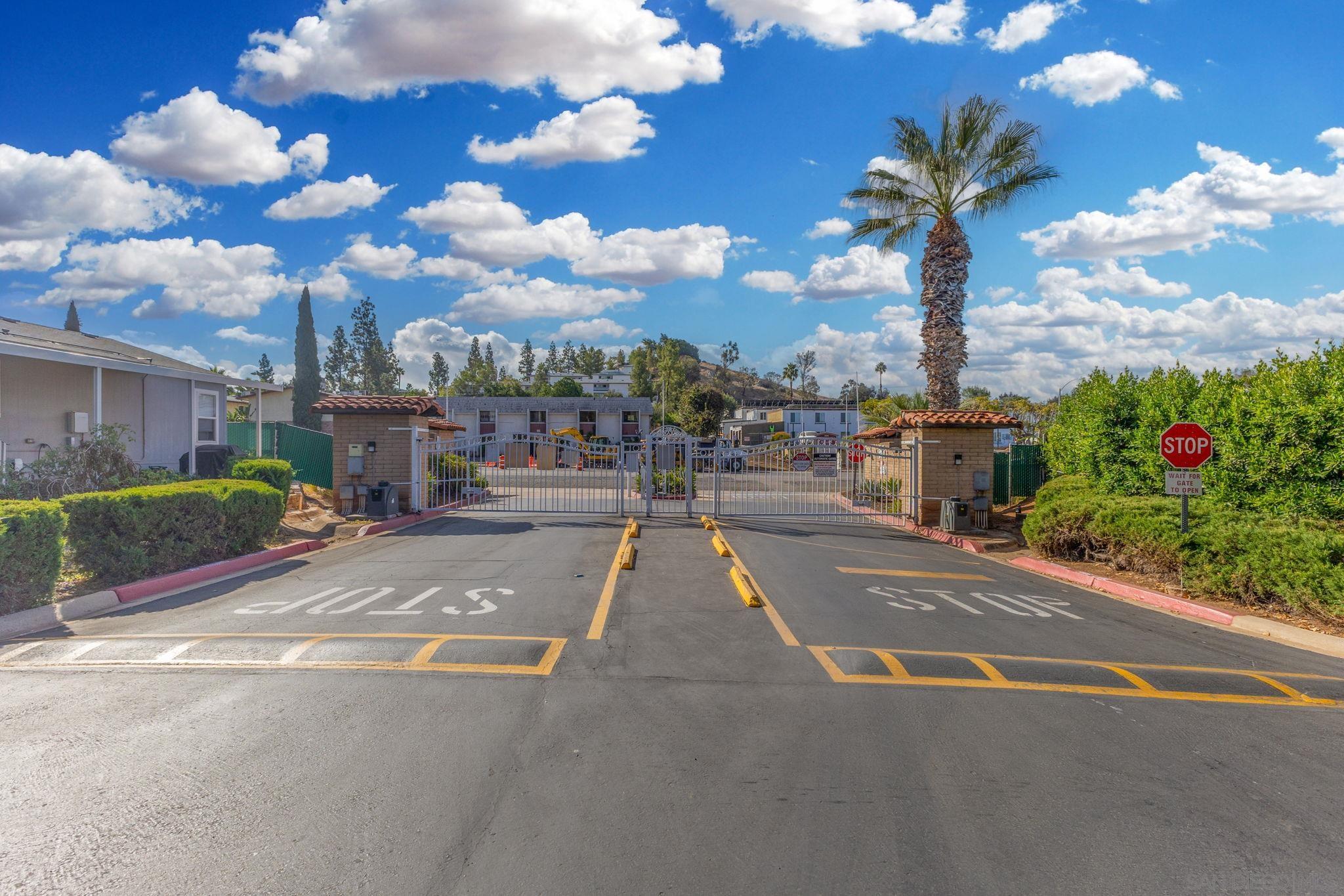 Detail Gallery Image 41 of 50 For 450 E Bradley Ave  #18,  El Cajon,  CA 92021 - 2 Beds | 2 Baths