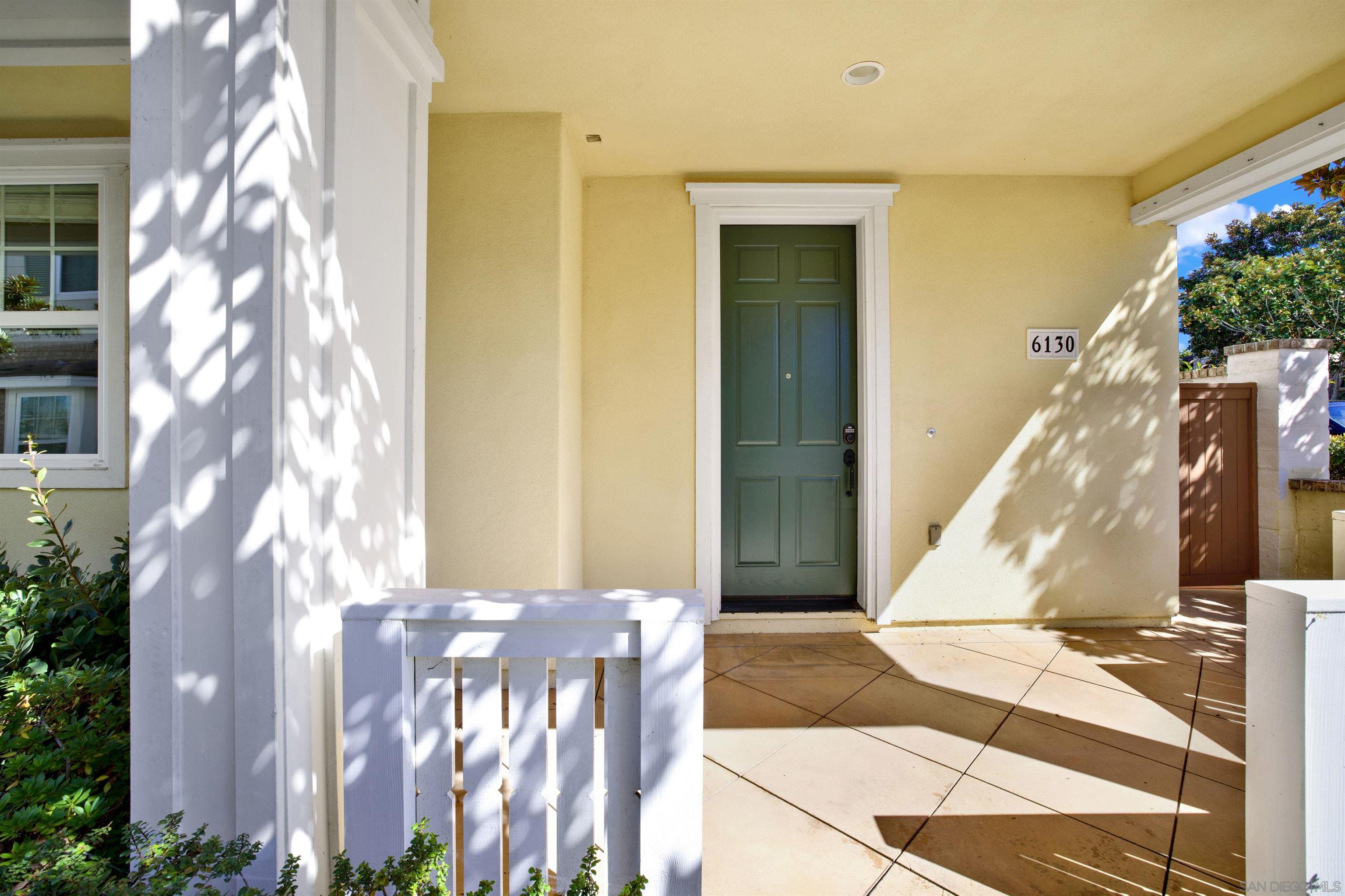 Detail Gallery Image 13 of 20 For 6130  Blue Dawn Trail, San Diego,  CA 92130 - 4 Beds | 3 Baths