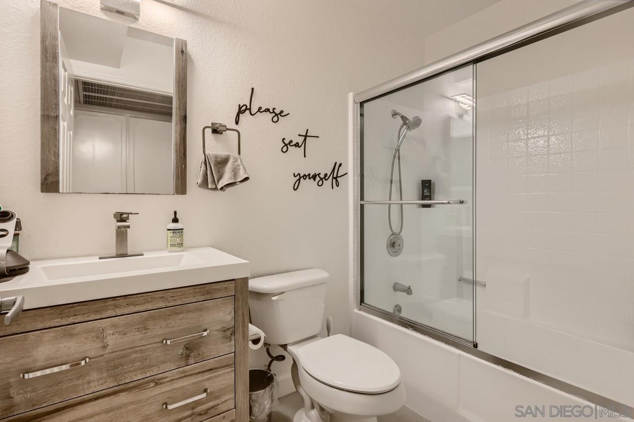 Detail Gallery Image 15 of 39 For 4355  Utah Street  #2,  San Diego,  CA 92104 - 2 Beds | 2 Baths