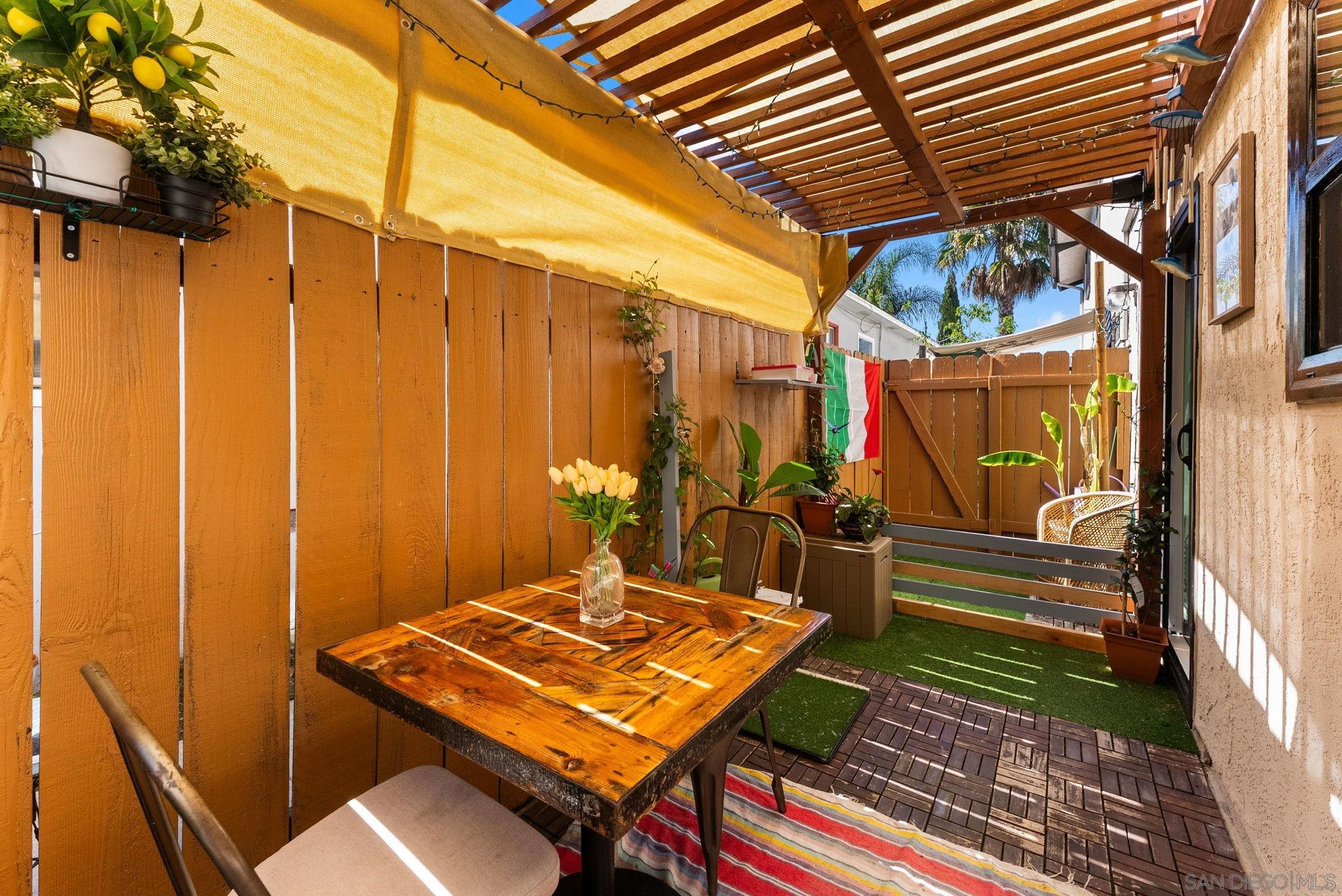 Detail Gallery Image 22 of 39 For 4355  Utah Street  #2,  San Diego,  CA 92104 - 2 Beds | 2 Baths