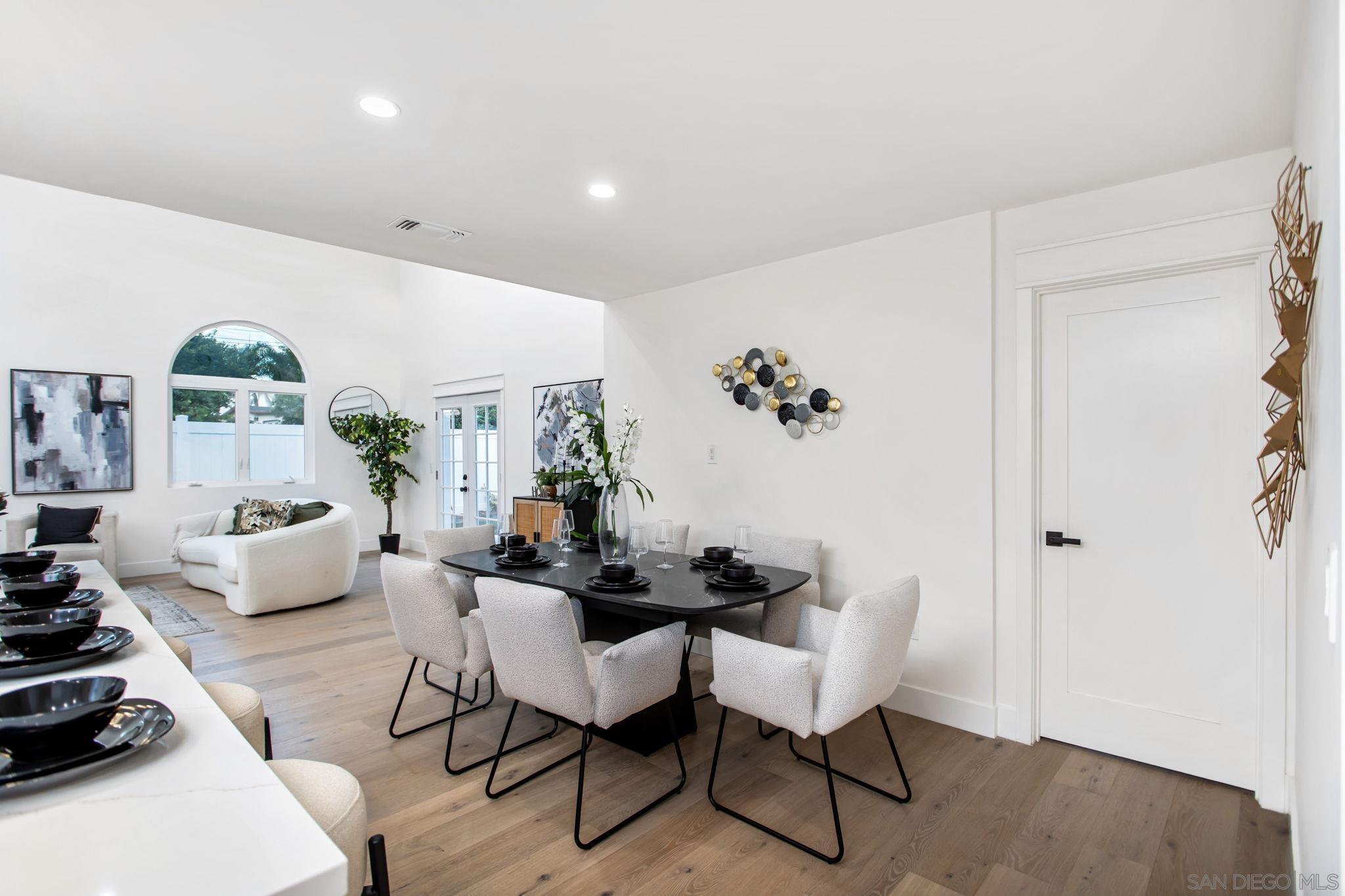 Detail Gallery Image 10 of 50 For 1513  California St, Oceanside,  CA 92054 - 5 Beds | 4 Baths